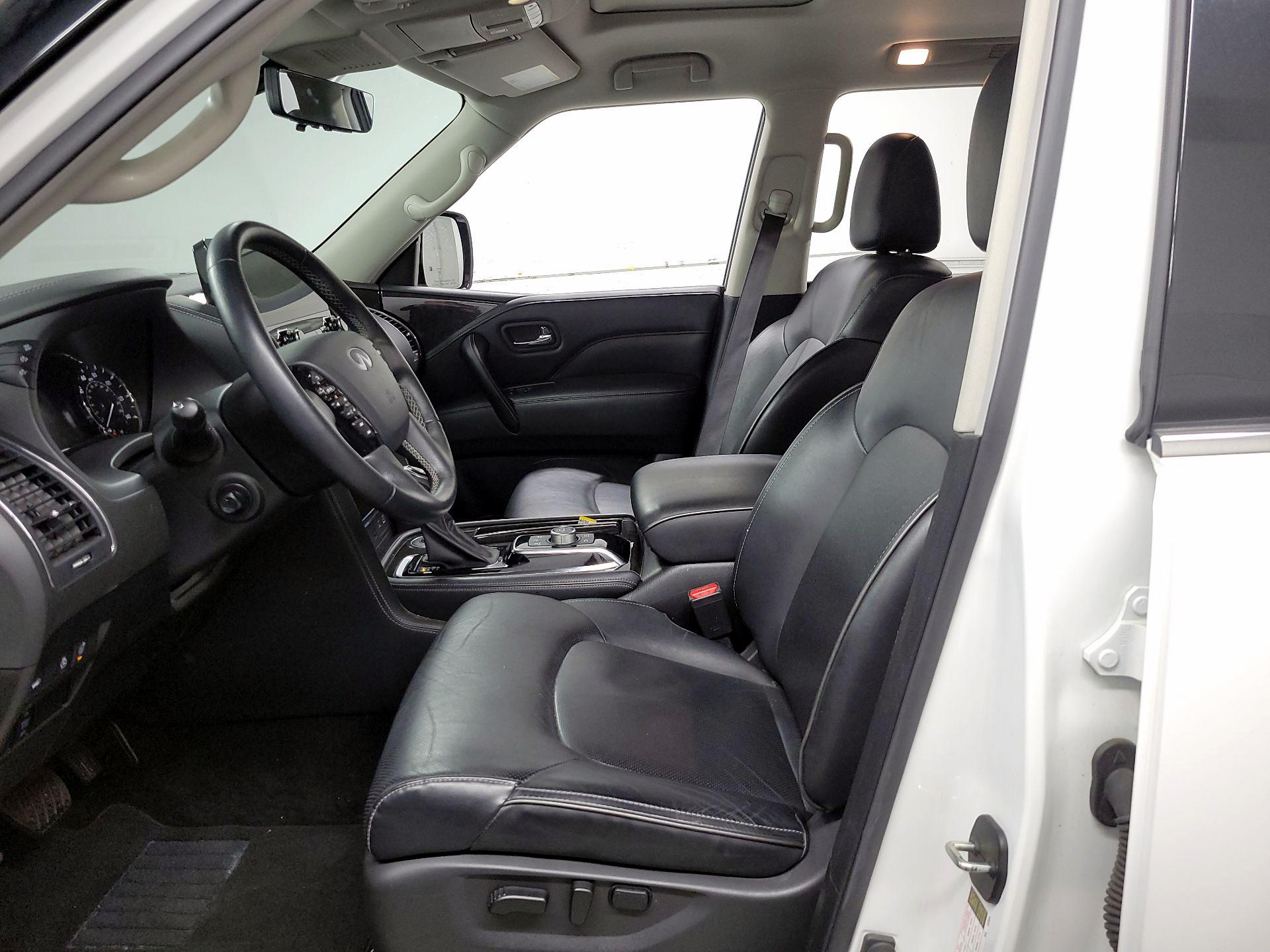 Thumbnail: 2024 INFINITI QX80 - 9