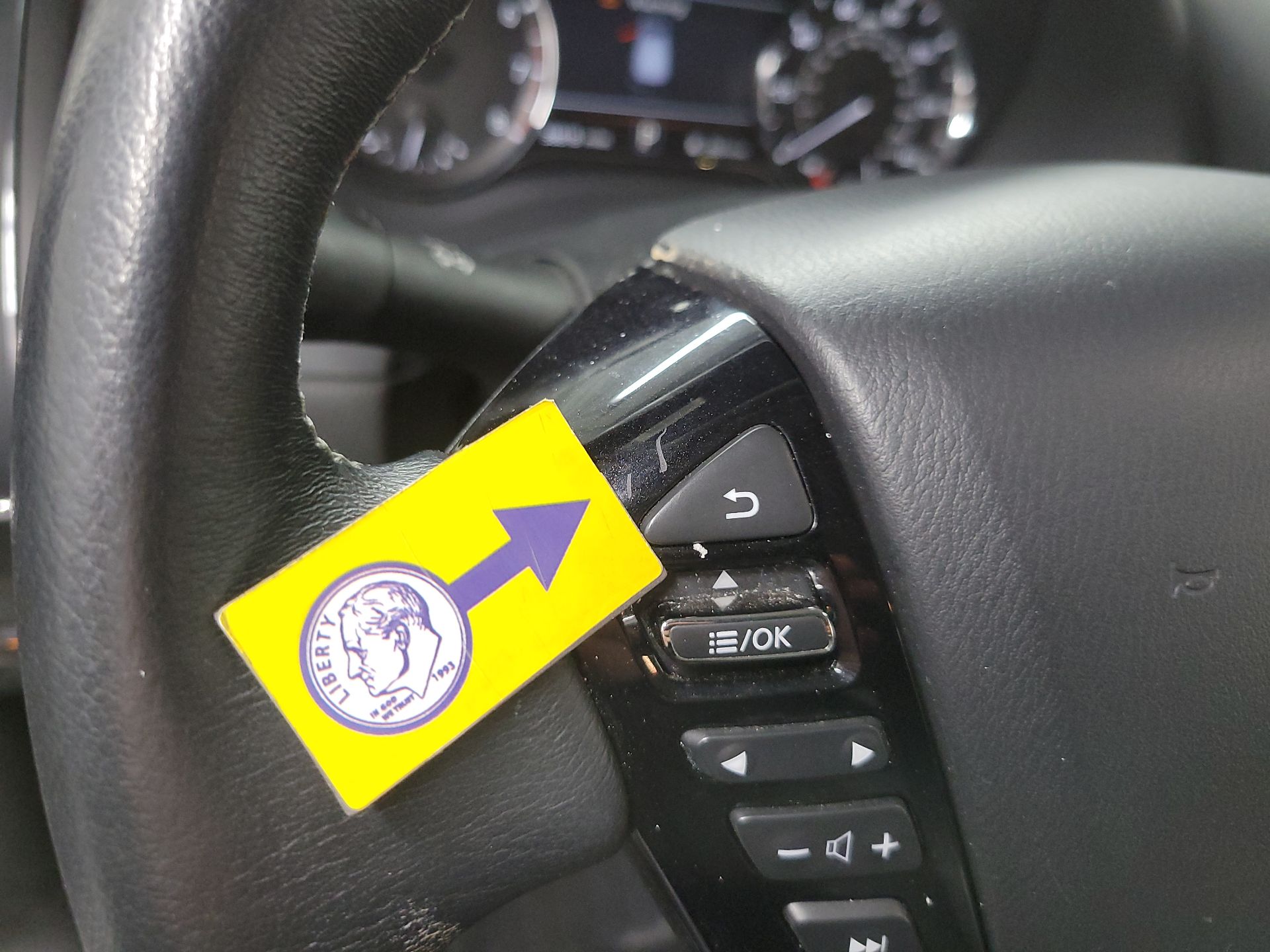 Thumbnail: 2024 INFINITI QX80 - 19