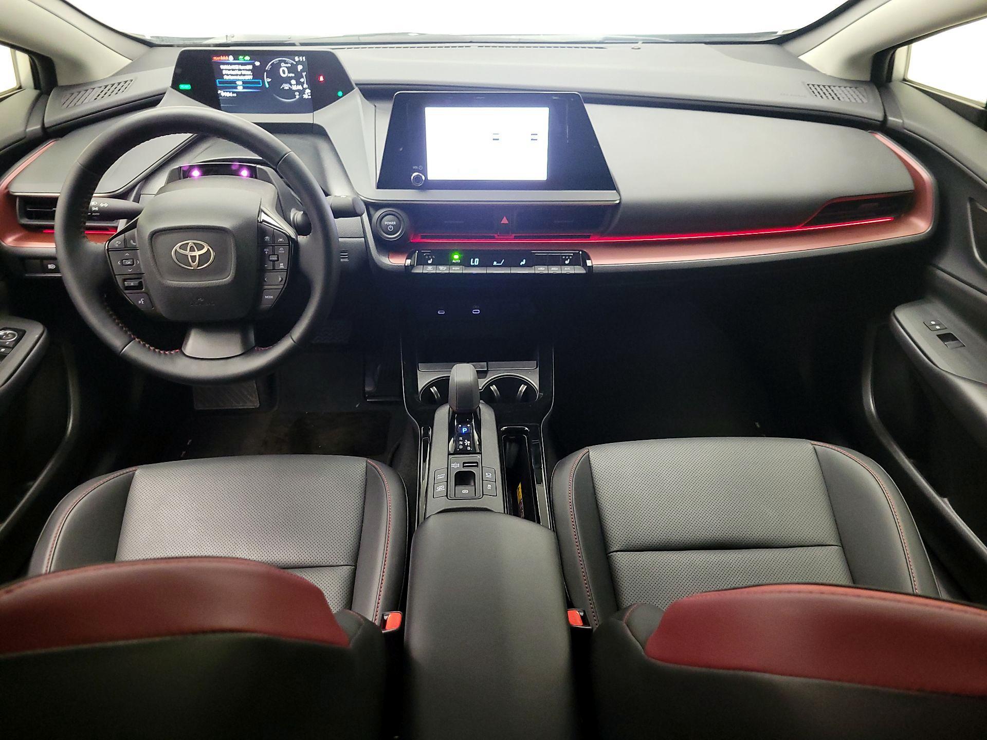 Thumbnail: 2024 Toyota Prius Prime - 9