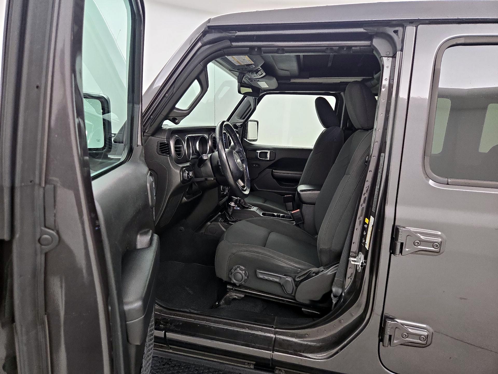 Thumbnail: 2021 Jeep Wrangler - 11