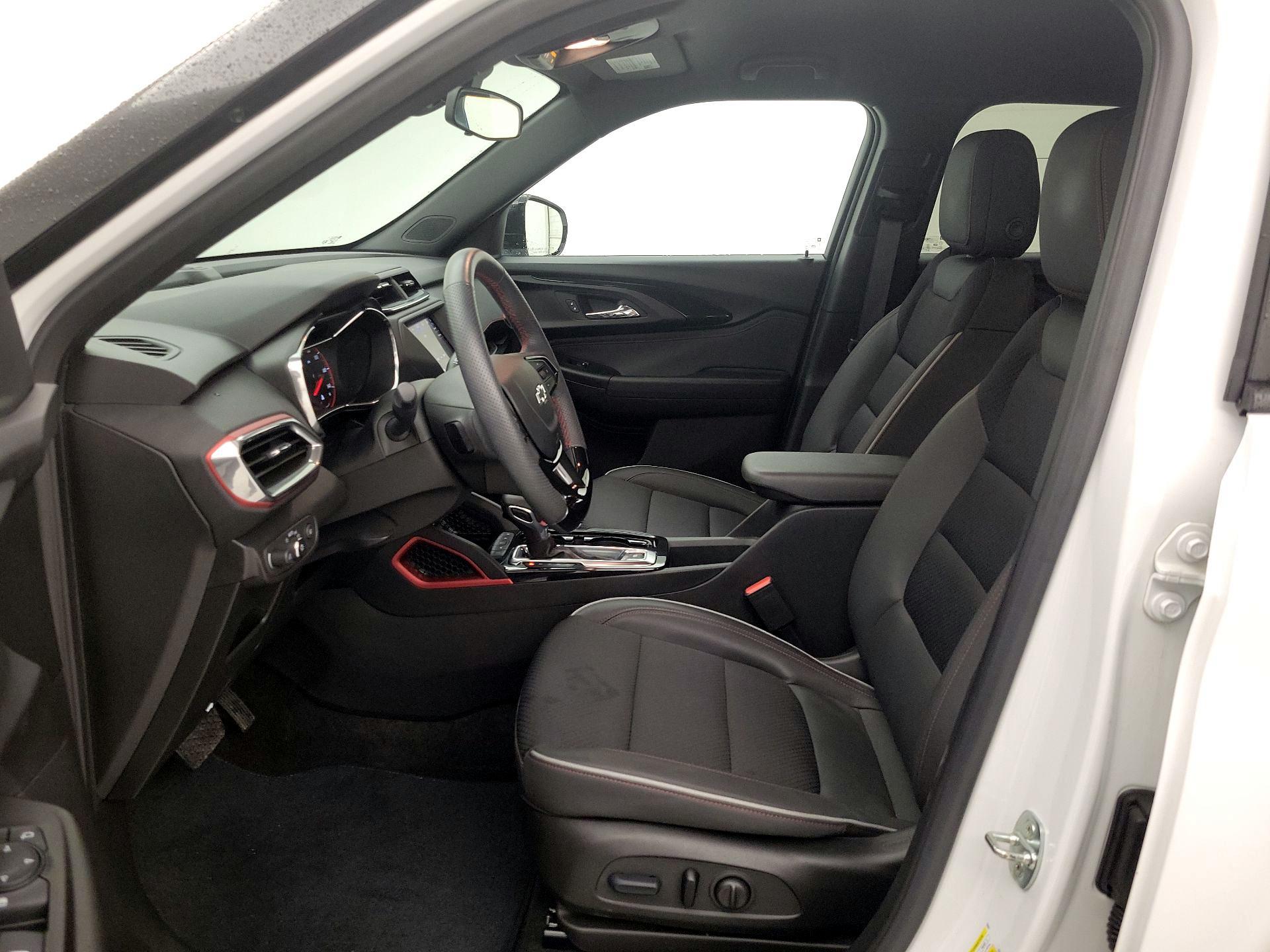 Thumbnail: 2023 Chevrolet TrailBlazer - 11