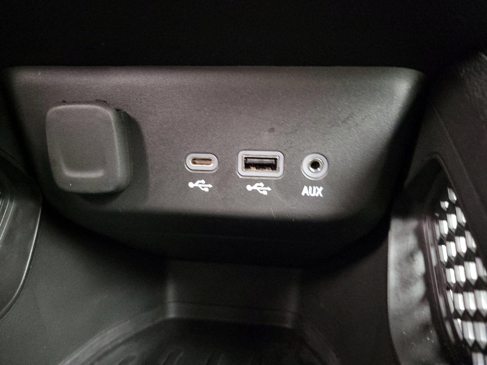 Thumbnail: 2023 Chevrolet TrailBlazer - 18