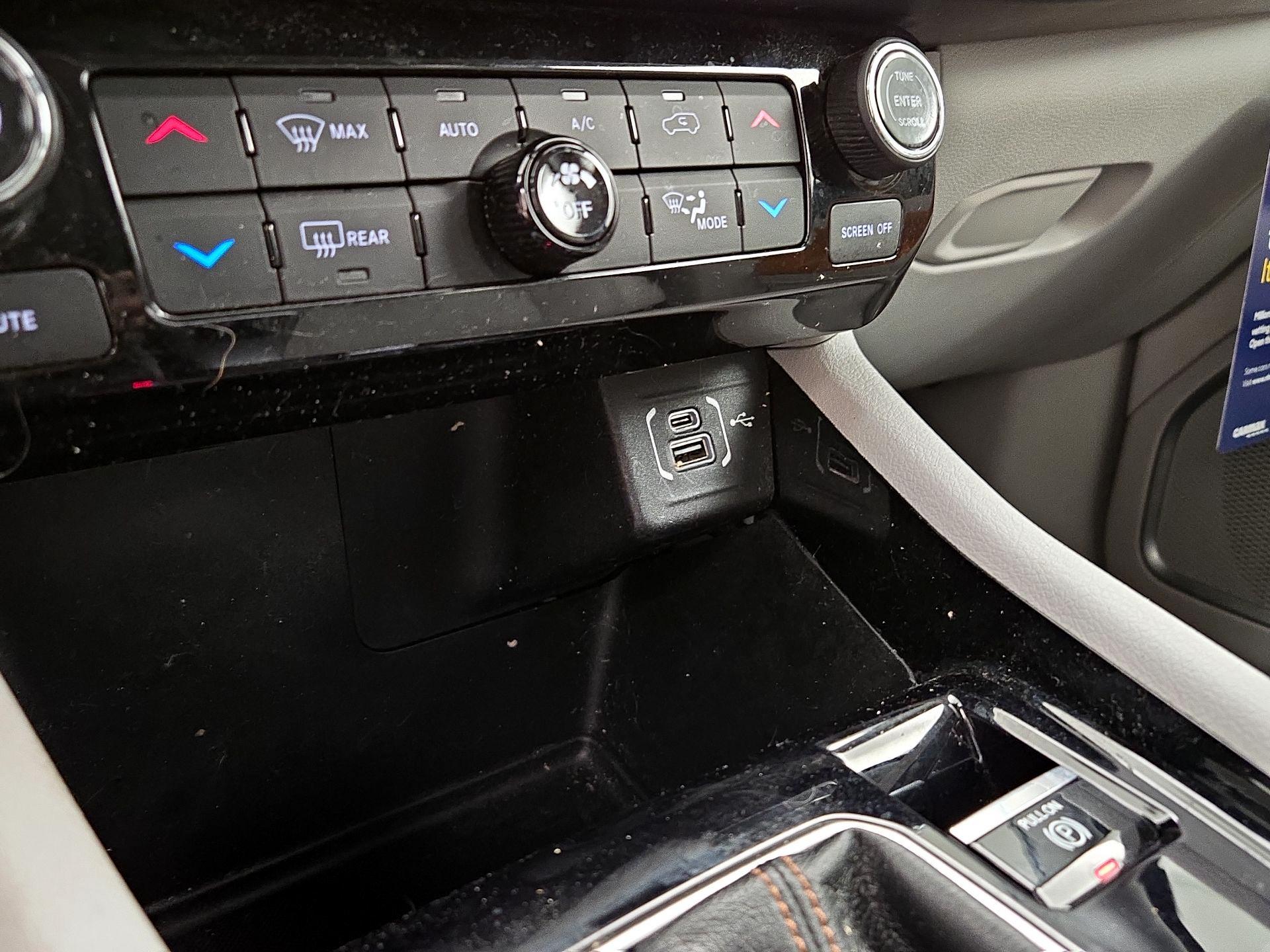 Thumbnail: 2022 Jeep Compass - 18