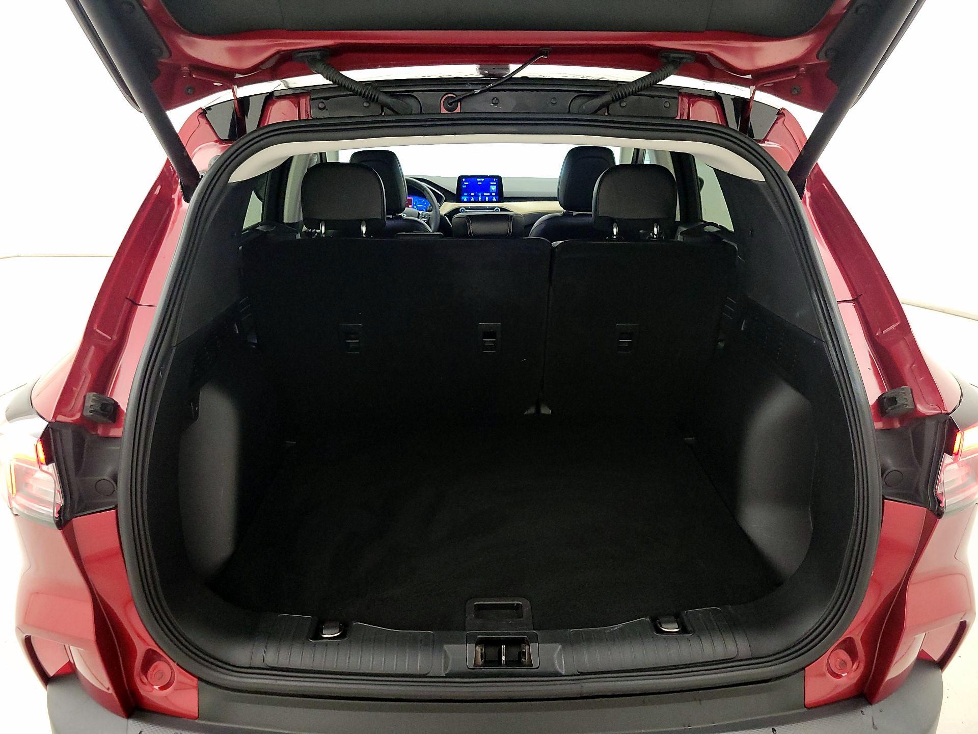 Thumbnail: 2021 Ford Escape - 20