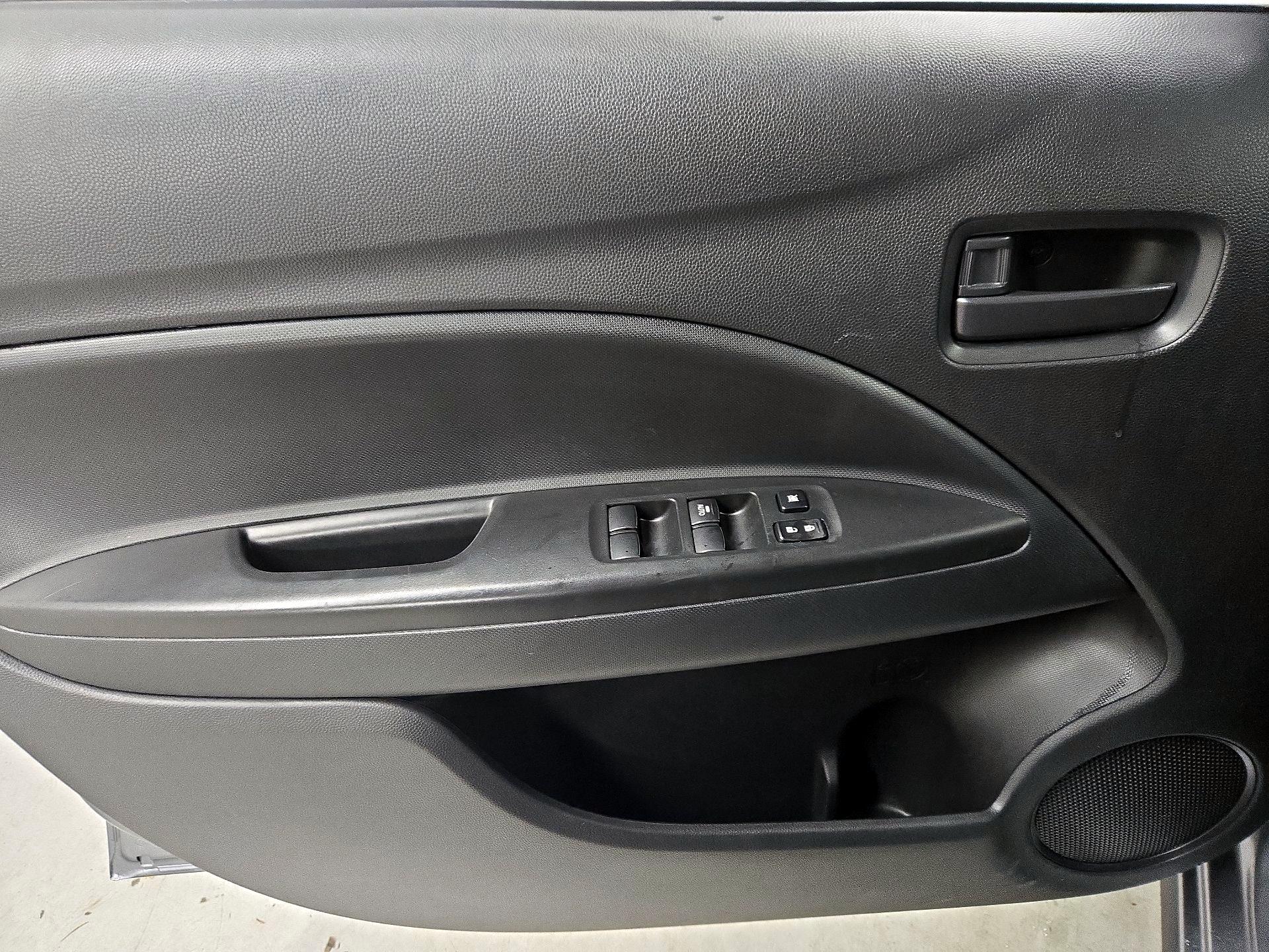 Thumbnail: 2023 Mitsubishi Mirage G4 - 12