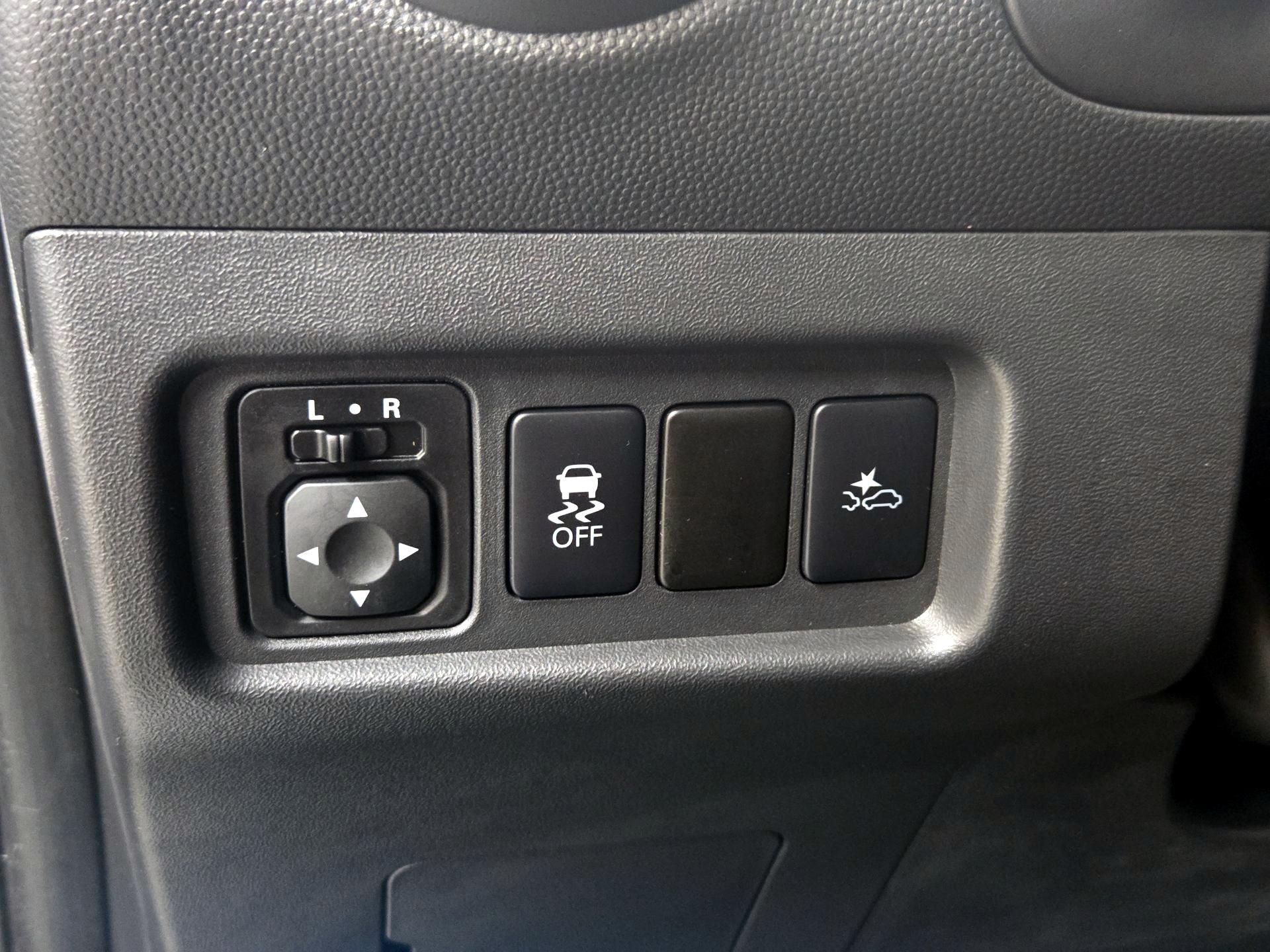 Thumbnail: 2023 Mitsubishi Mirage G4 - 13