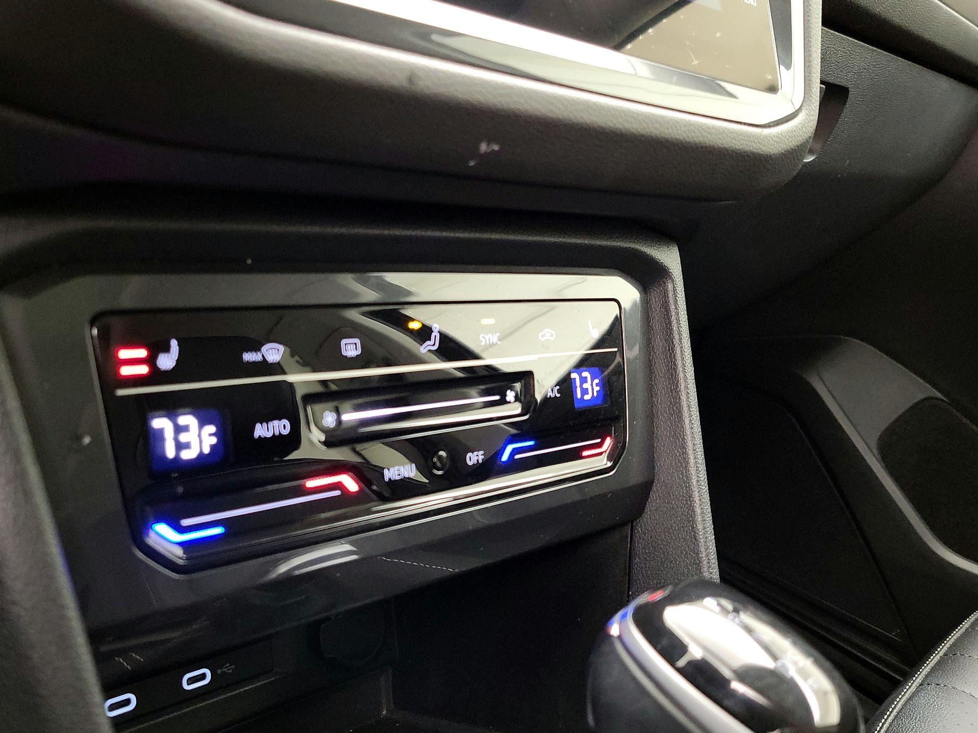 Thumbnail: 2023 Volkswagen Tiguan - 16