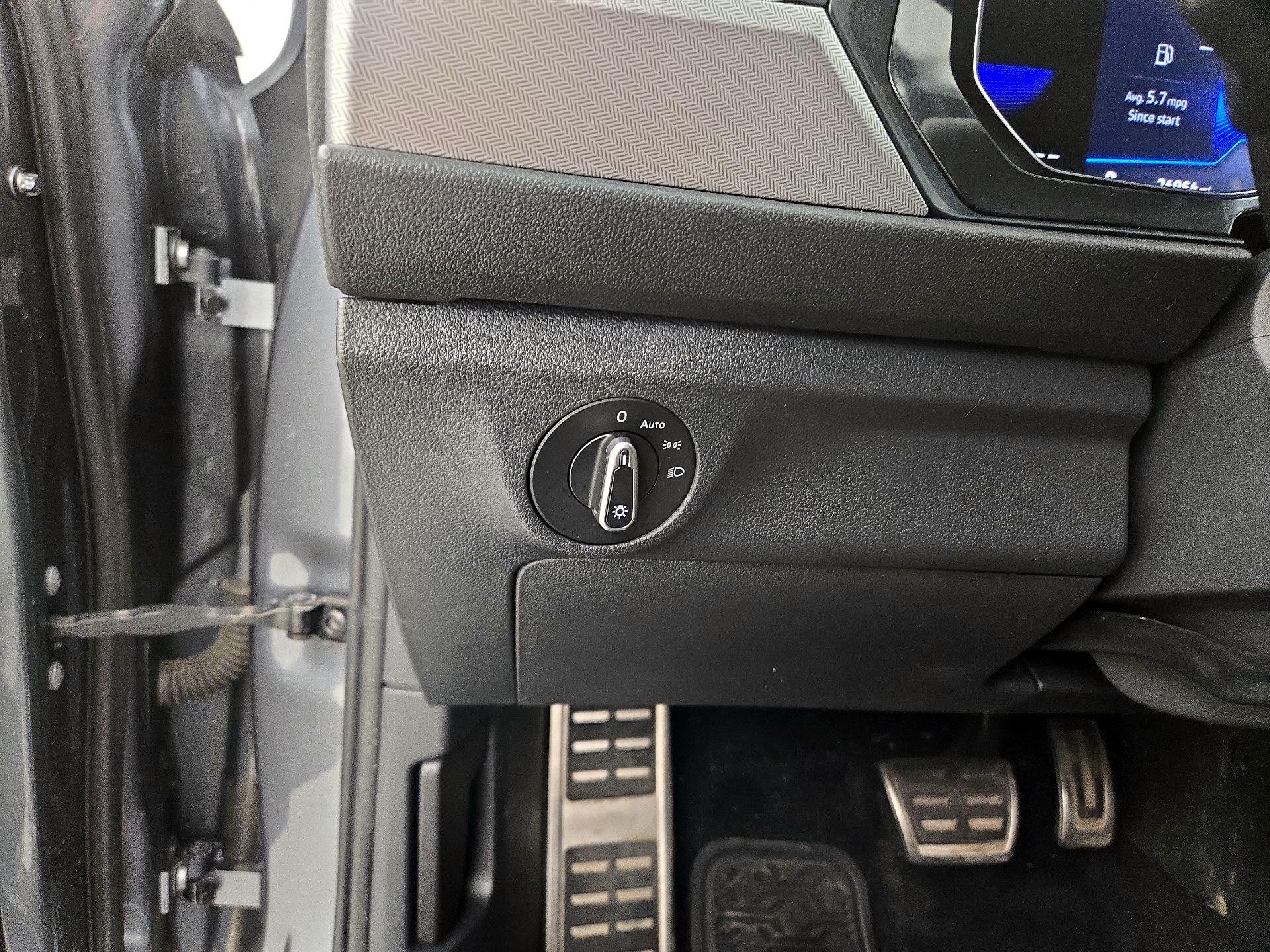 Thumbnail: 2023 Volkswagen Jetta - 13