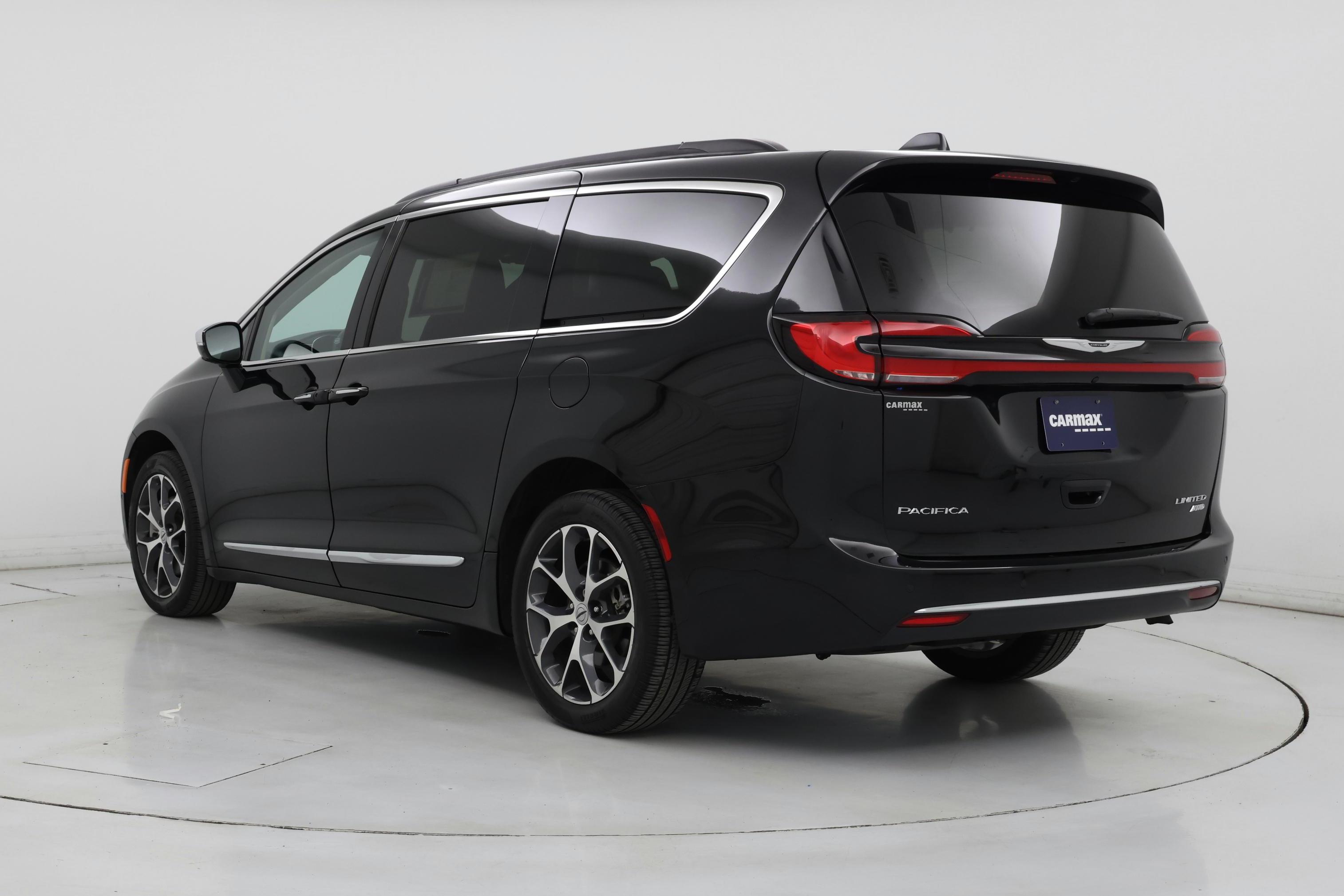 Thumbnail: 2022 Chrysler Pacifica - 2