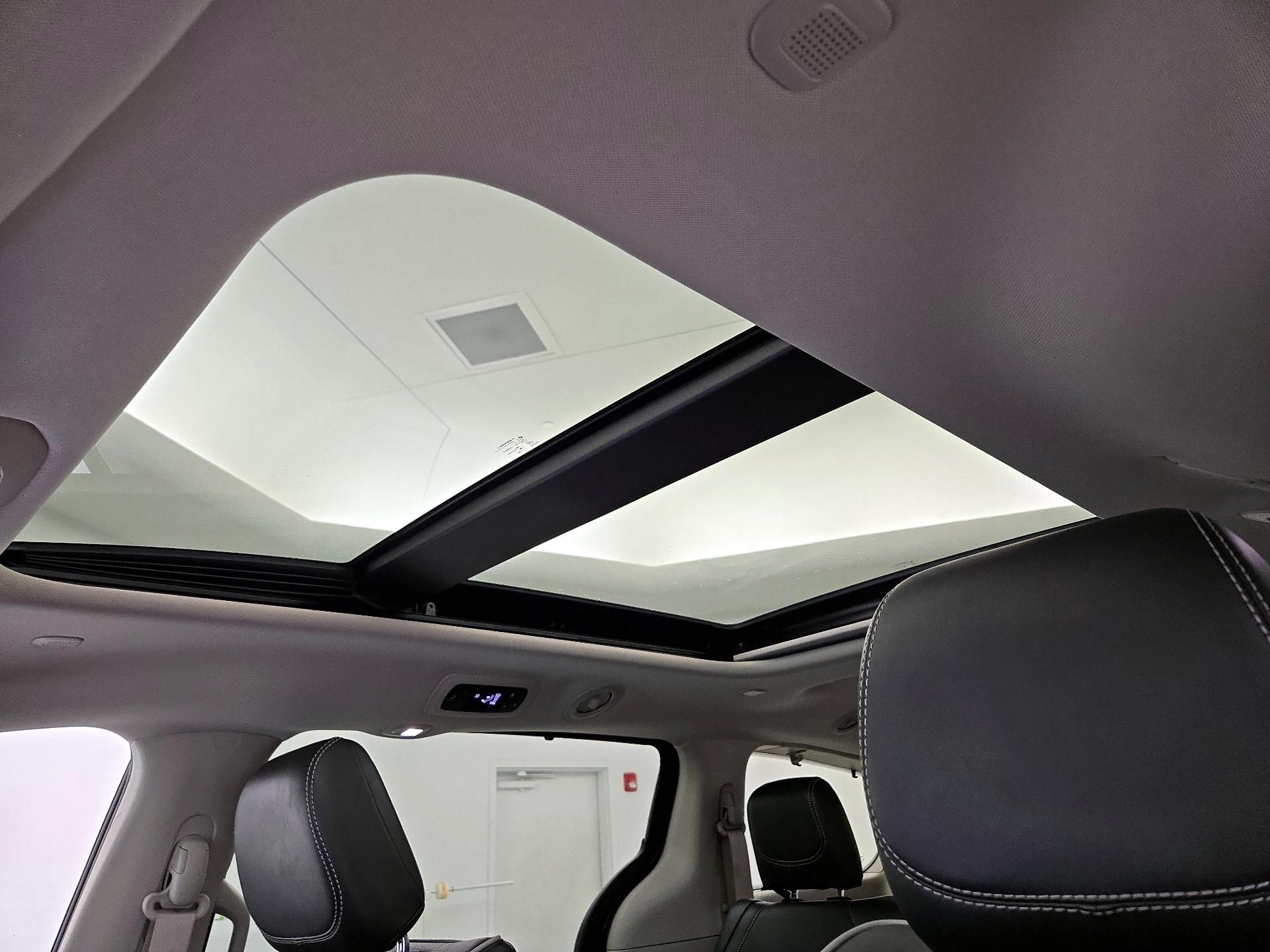 Thumbnail: 2022 Chrysler Pacifica - 20