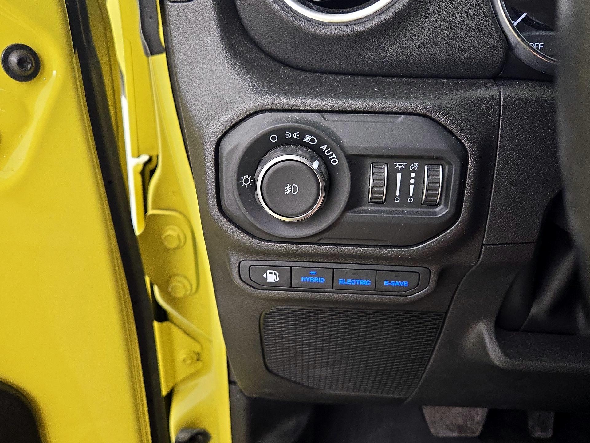 Thumbnail: 2022 Jeep Wrangler - 13