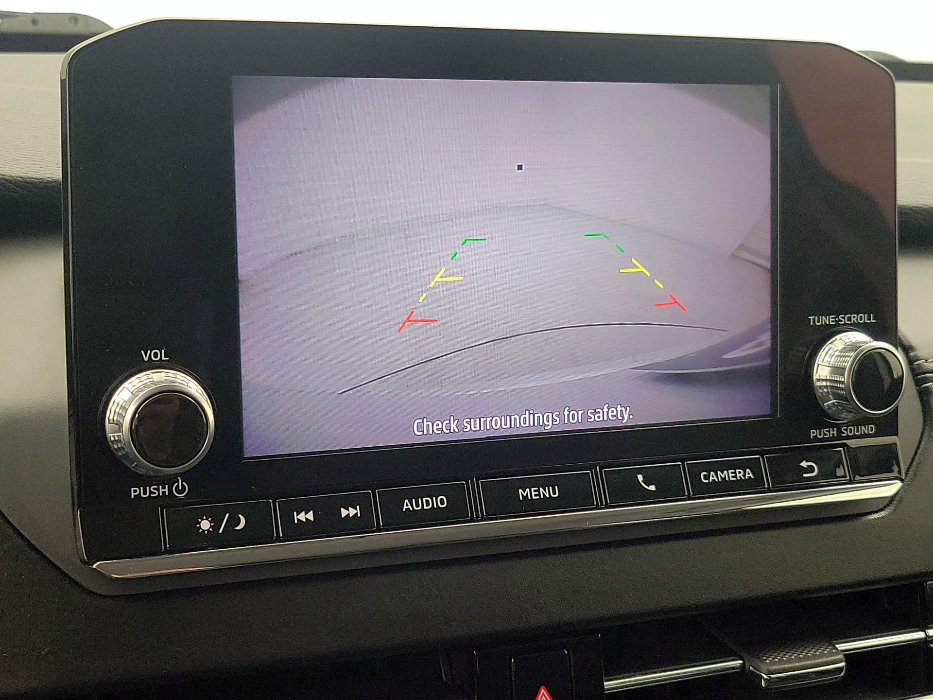 Thumbnail: 2022 Mitsubishi Outlander - 14