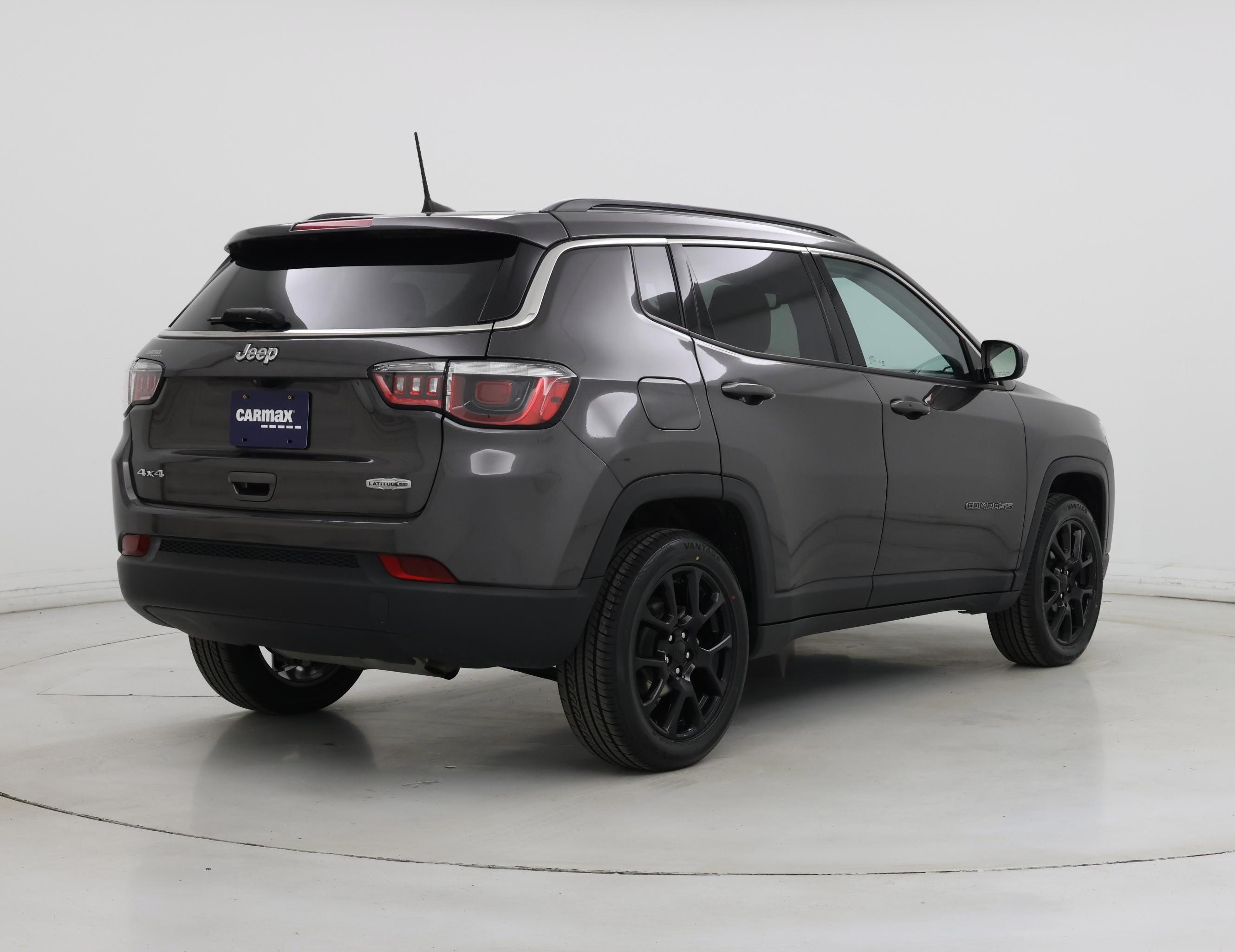 Thumbnail: 2022 Jeep Compass - 8