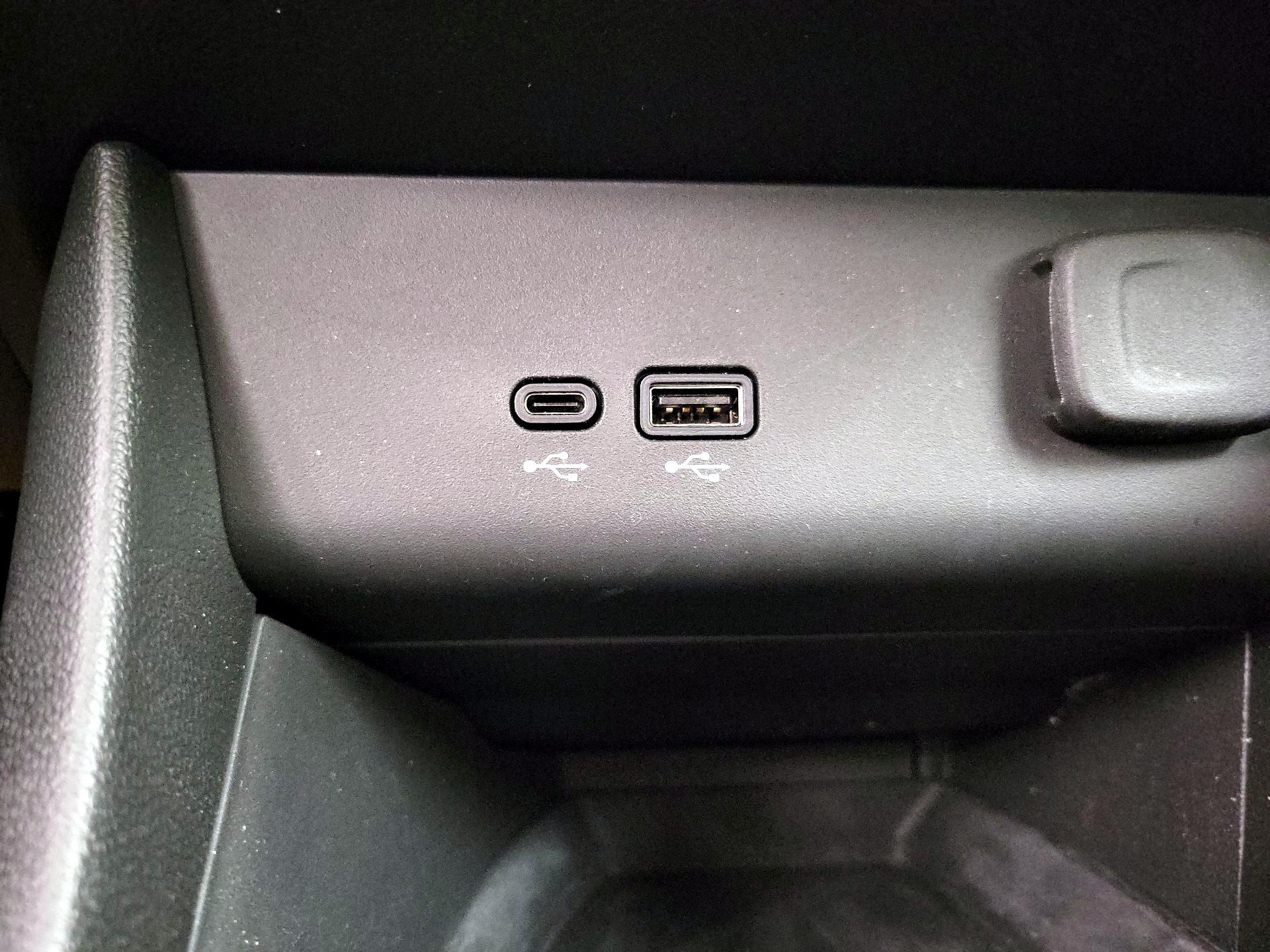 Thumbnail: 2024 Buick Encore GX - 18