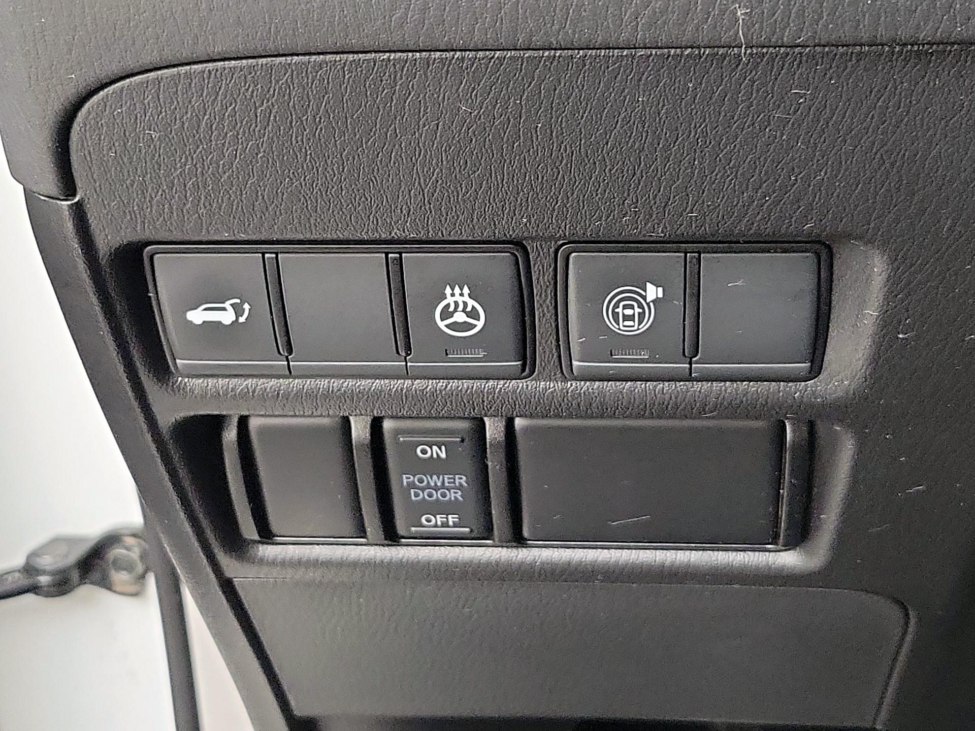 Thumbnail: 2024 INFINITI QX80 - 13