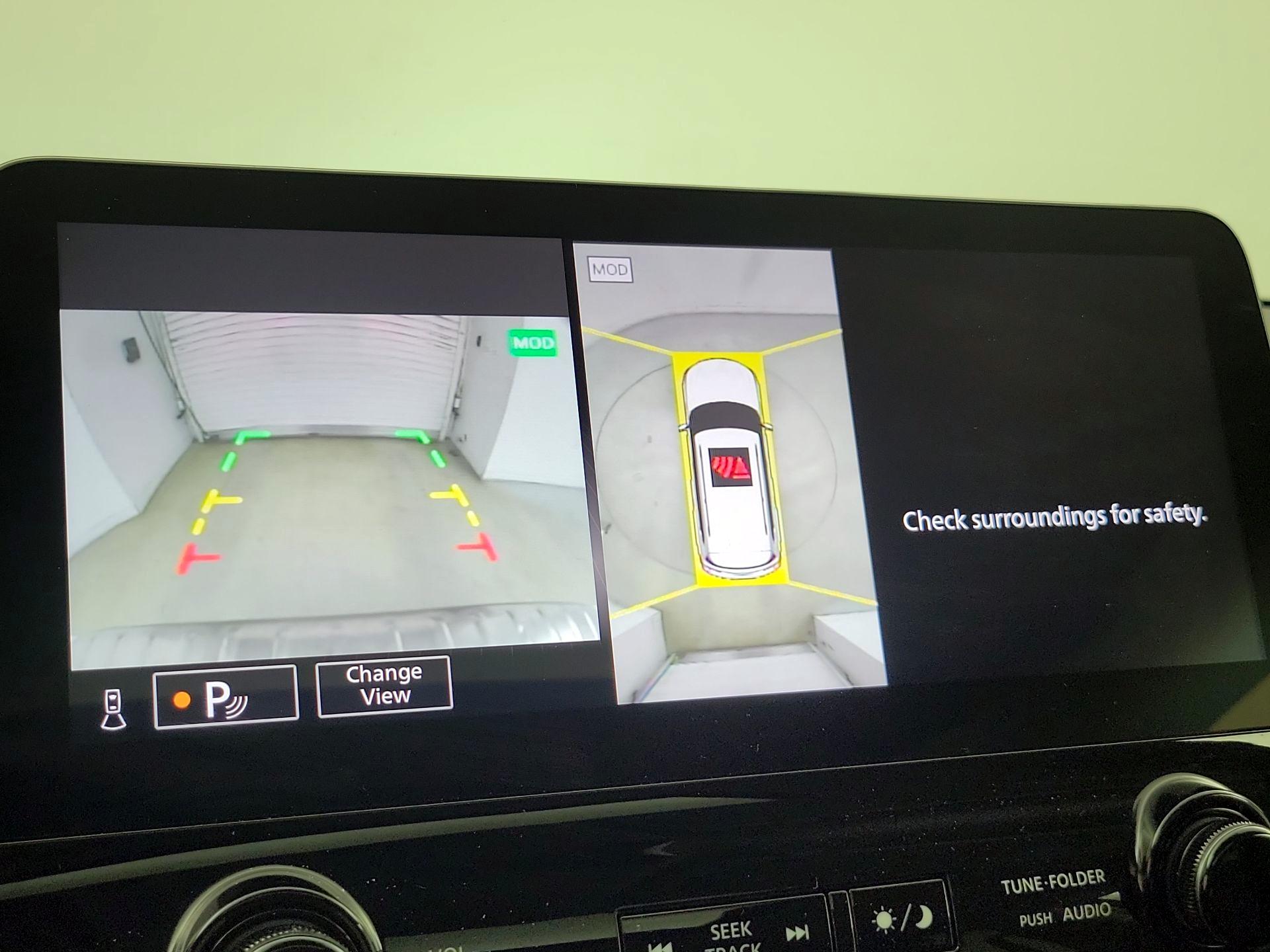 Thumbnail: 2024 INFINITI QX80 - 15