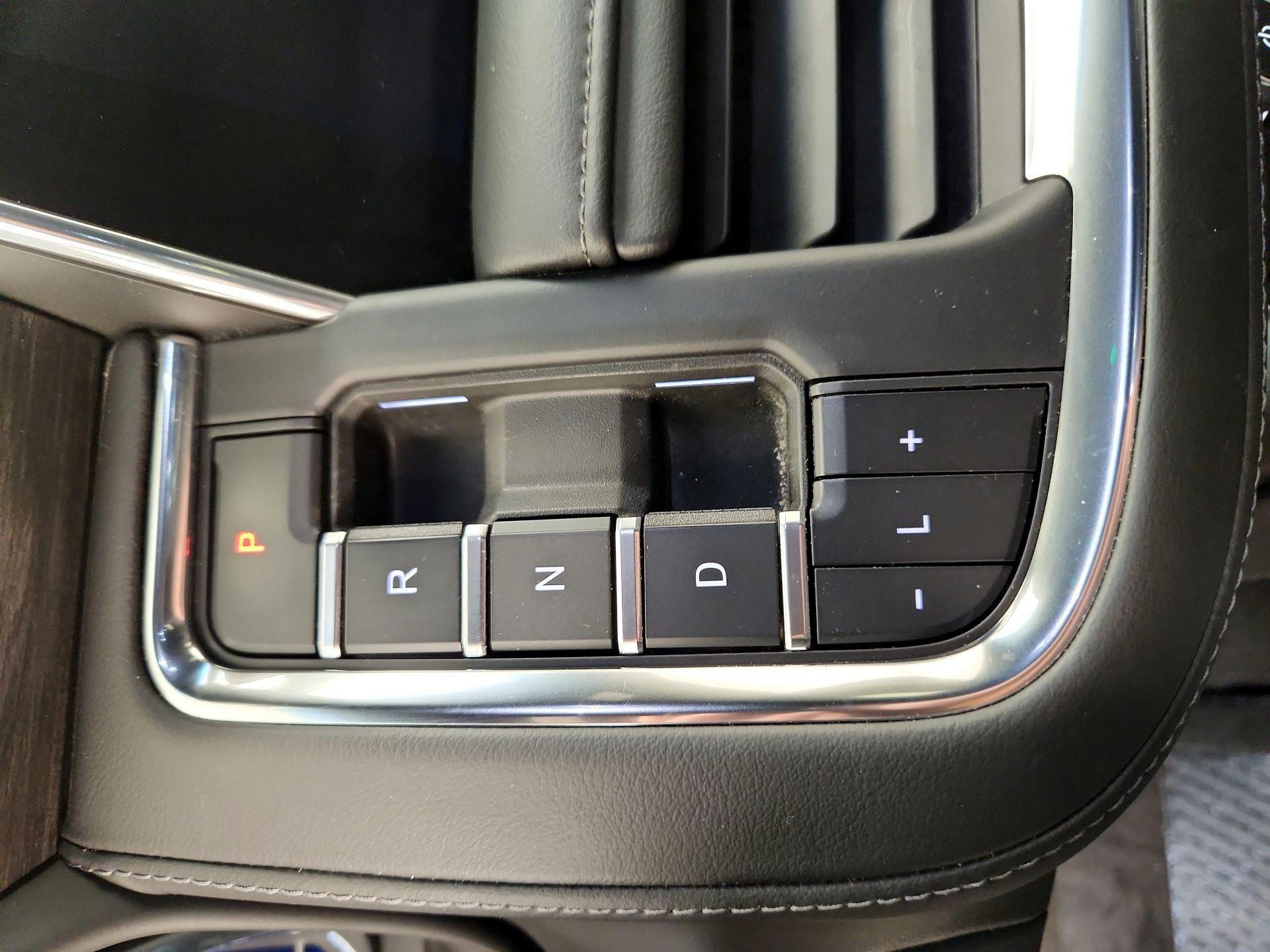 Thumbnail: 2024 Chevrolet Tahoe - 17