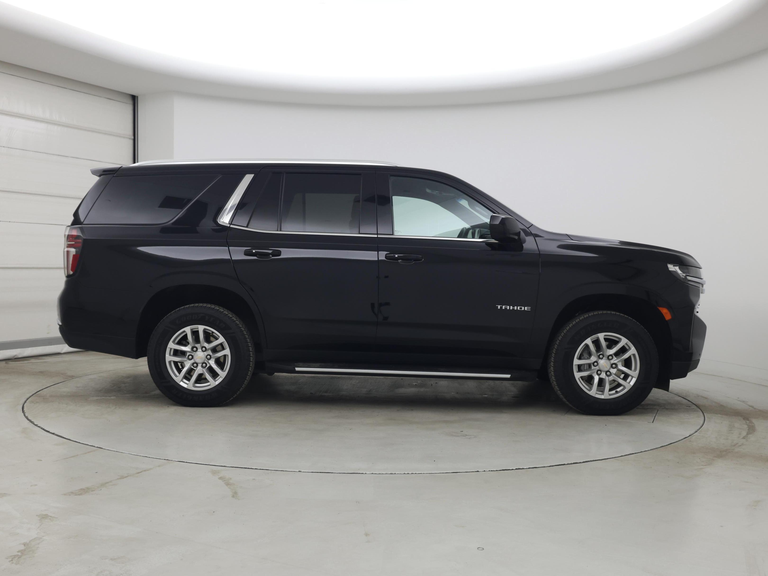 Thumbnail: 2024 Chevrolet Tahoe - 7