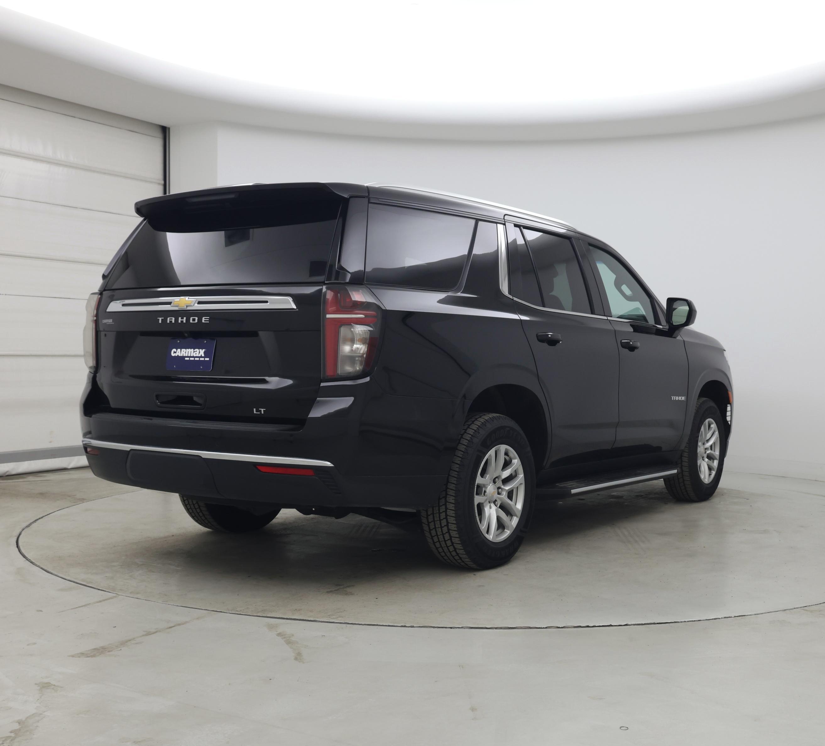 Thumbnail: 2024 Chevrolet Tahoe - 8