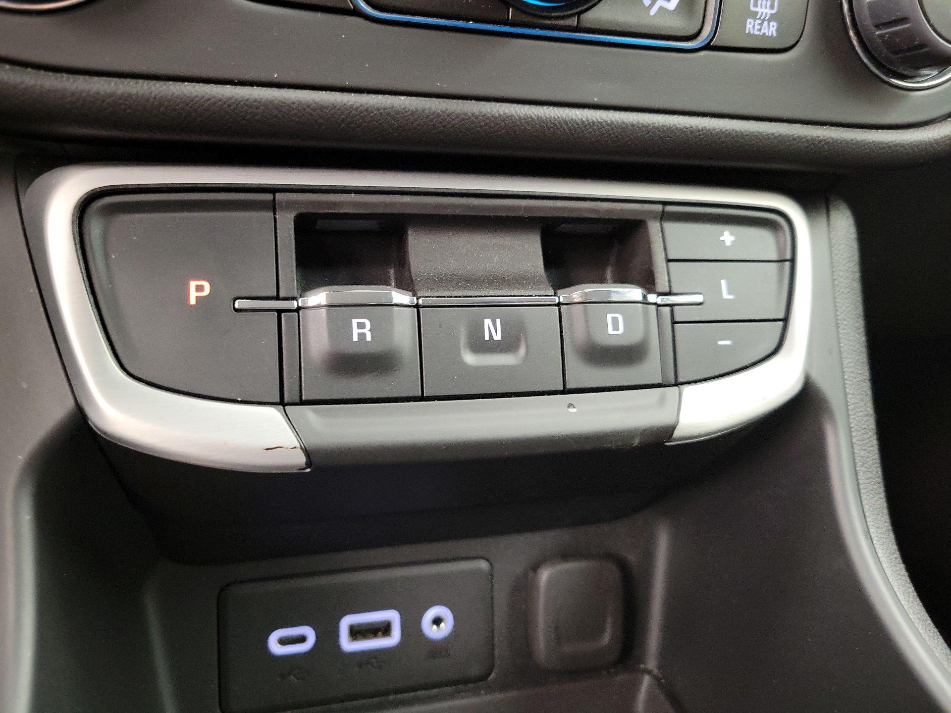 Thumbnail: 2023 GMC Terrain - 17