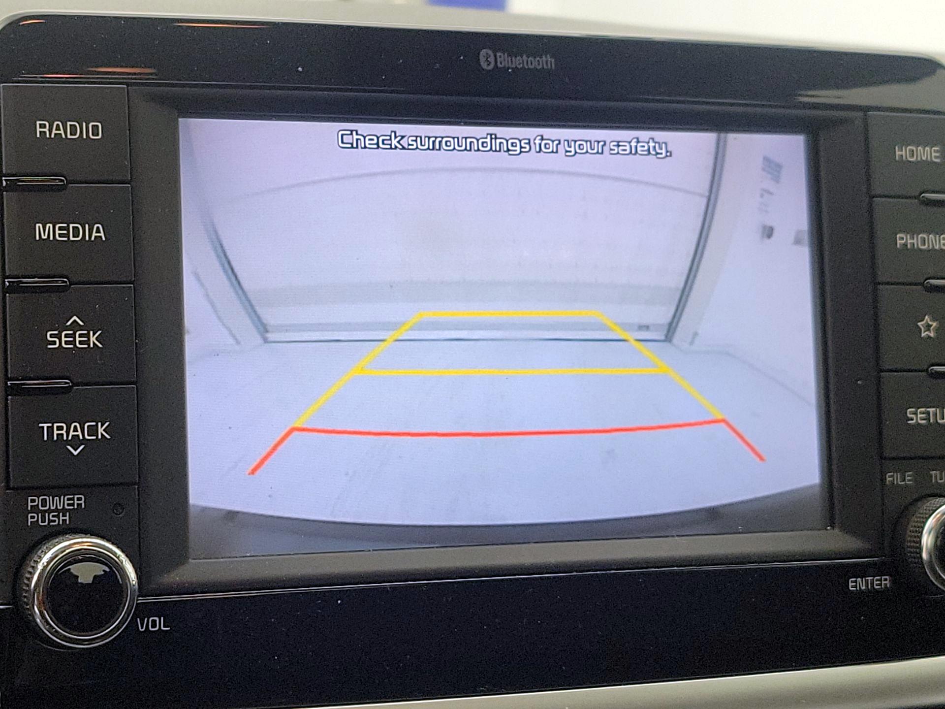 Thumbnail: 2020 Kia Rio - 13