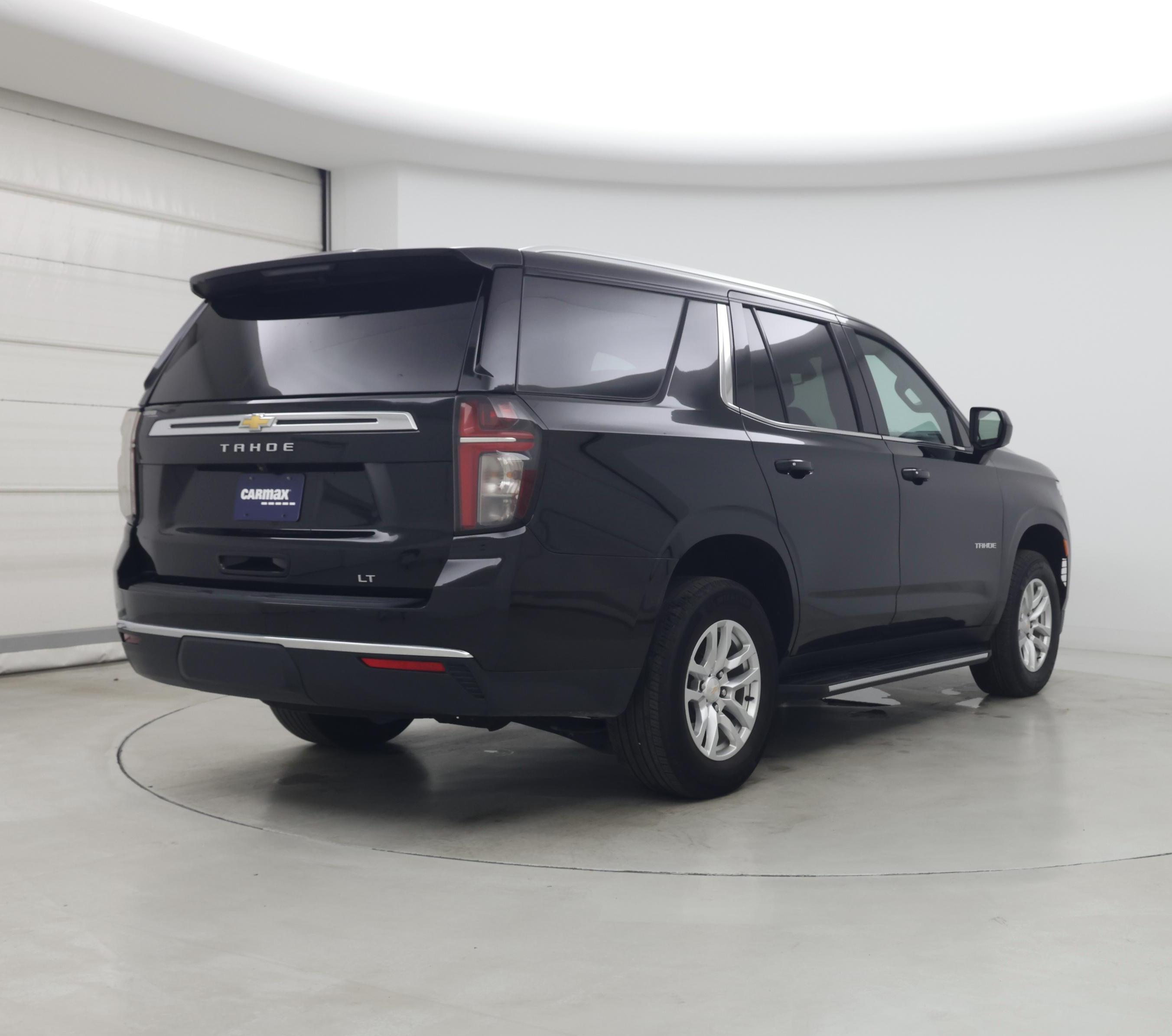 Thumbnail: 2024 Chevrolet Tahoe - 8