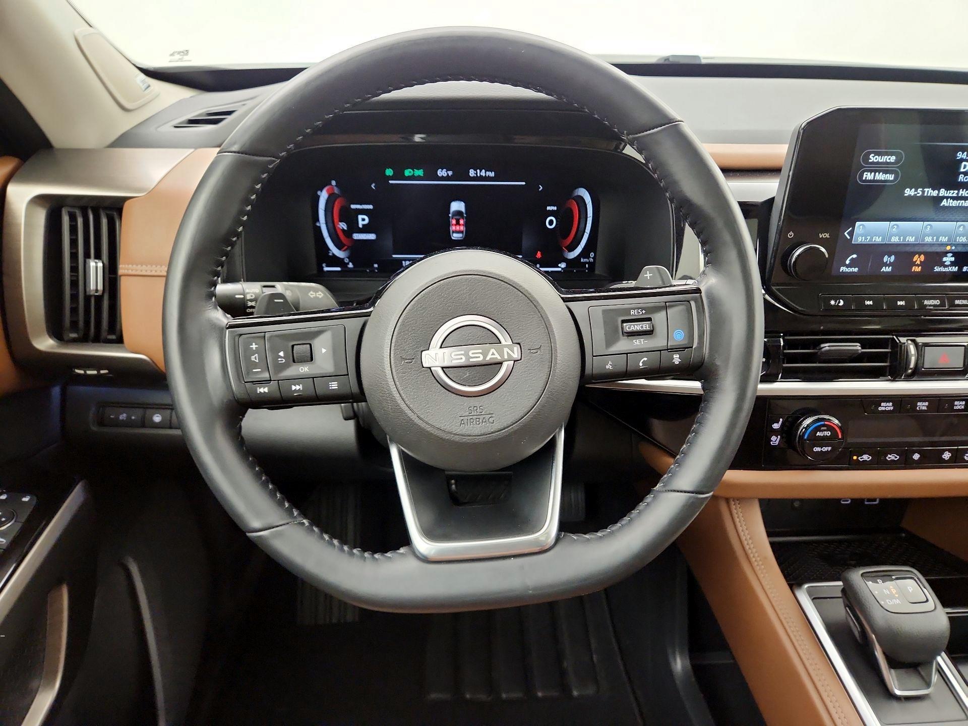 Thumbnail: 2023 Nissan Pathfinder - 10