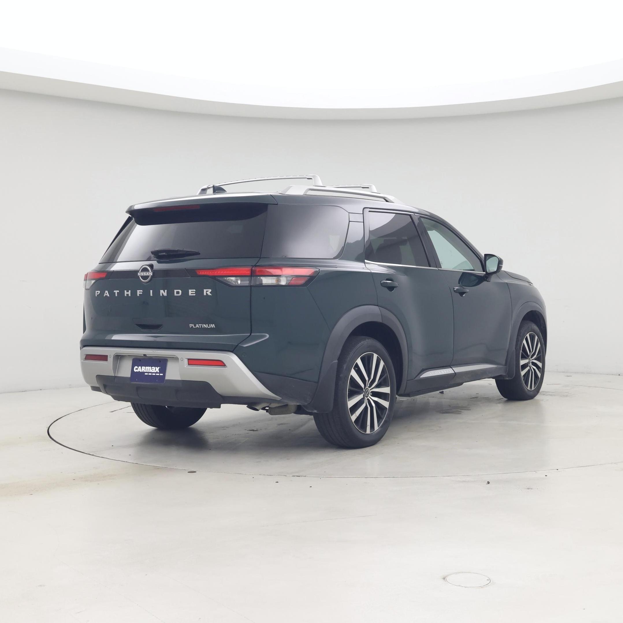 Thumbnail: 2023 Nissan Pathfinder - 8