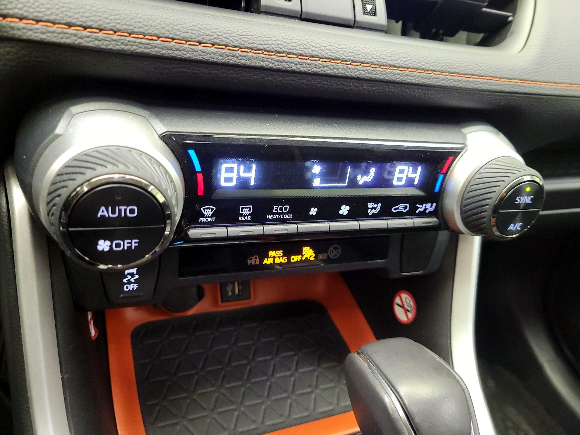 Thumbnail: 2023 Toyota RAV4 - 16