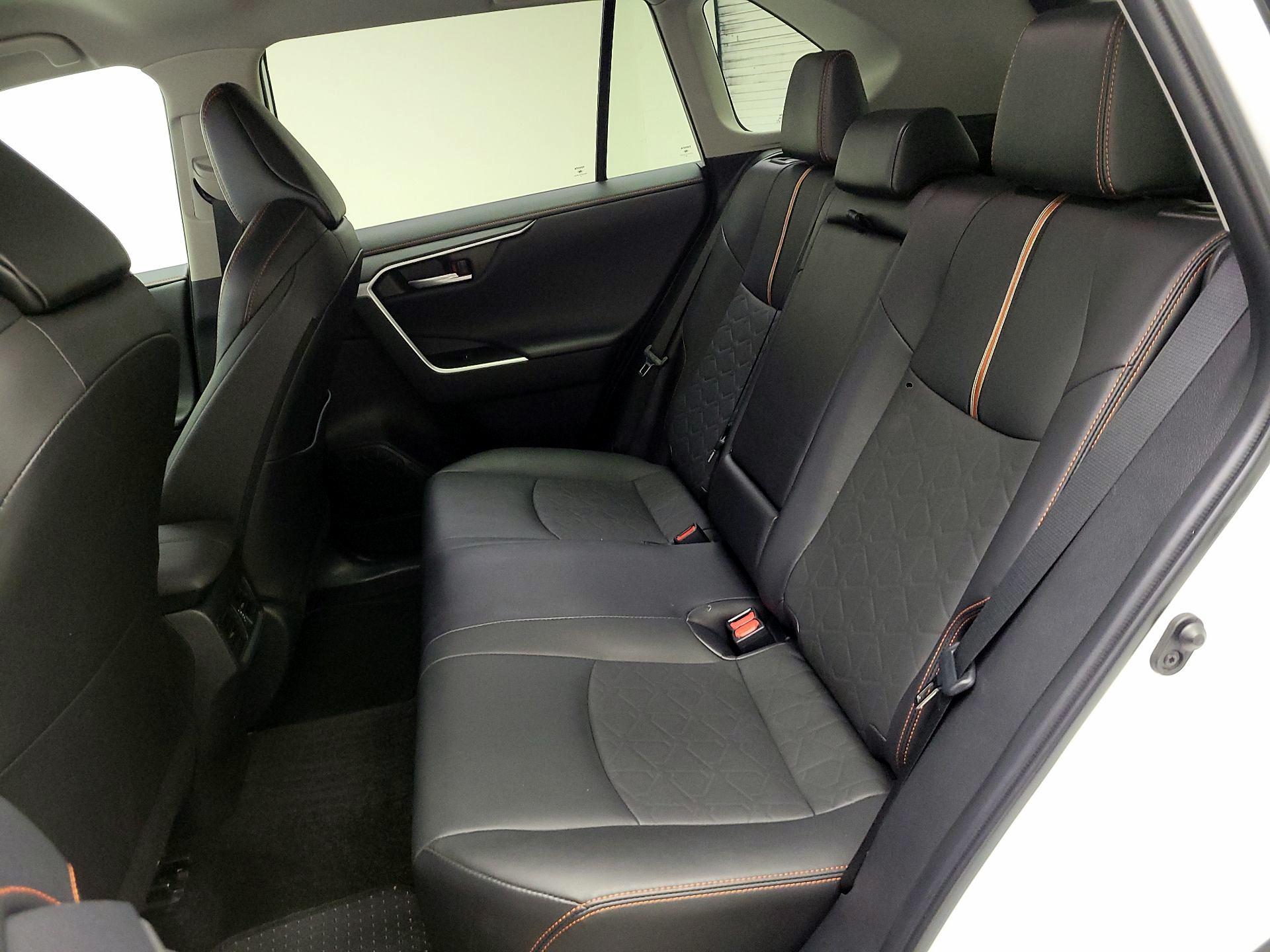 Thumbnail: 2023 Toyota RAV4 - 19