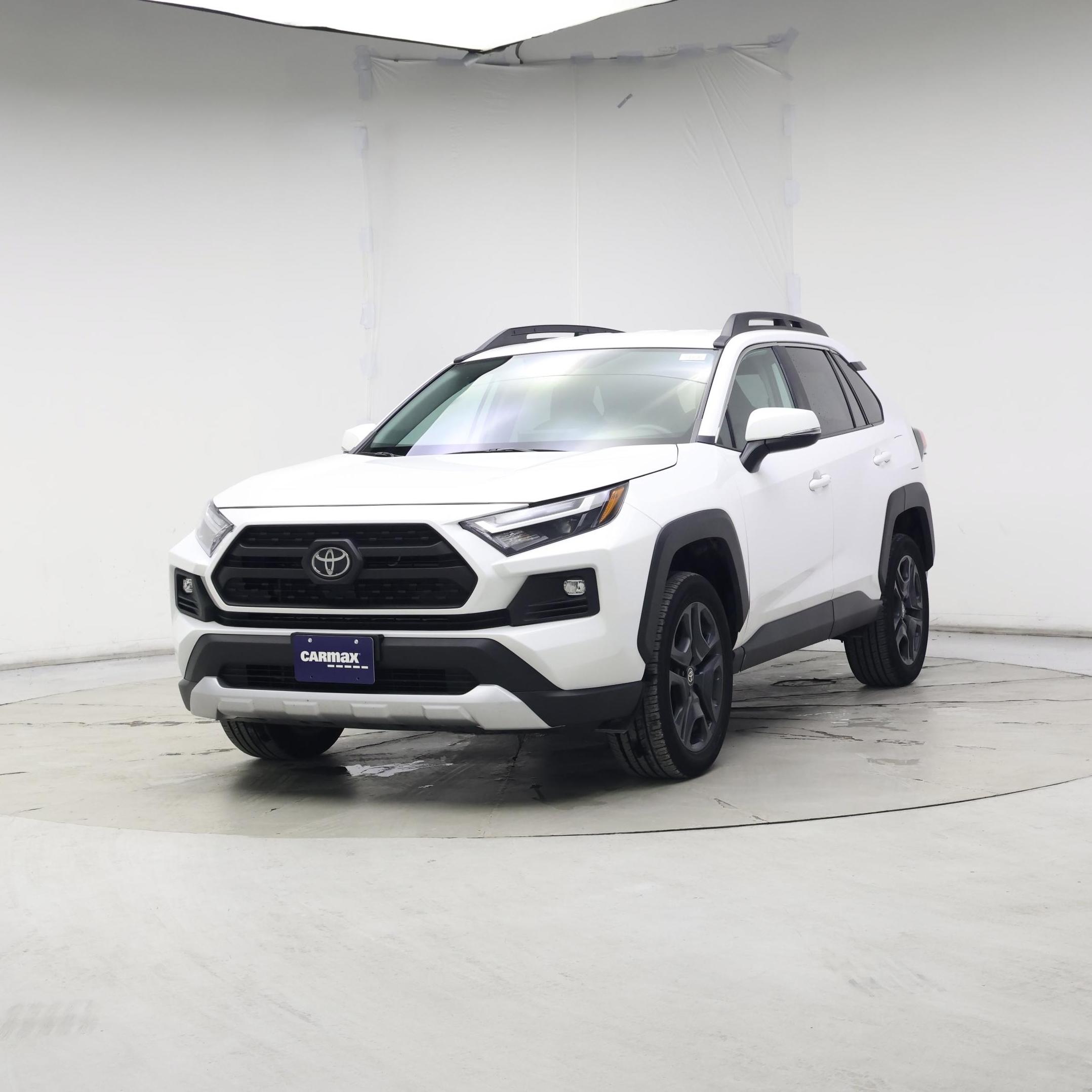 Thumbnail: 2023 Toyota RAV4 - 4
