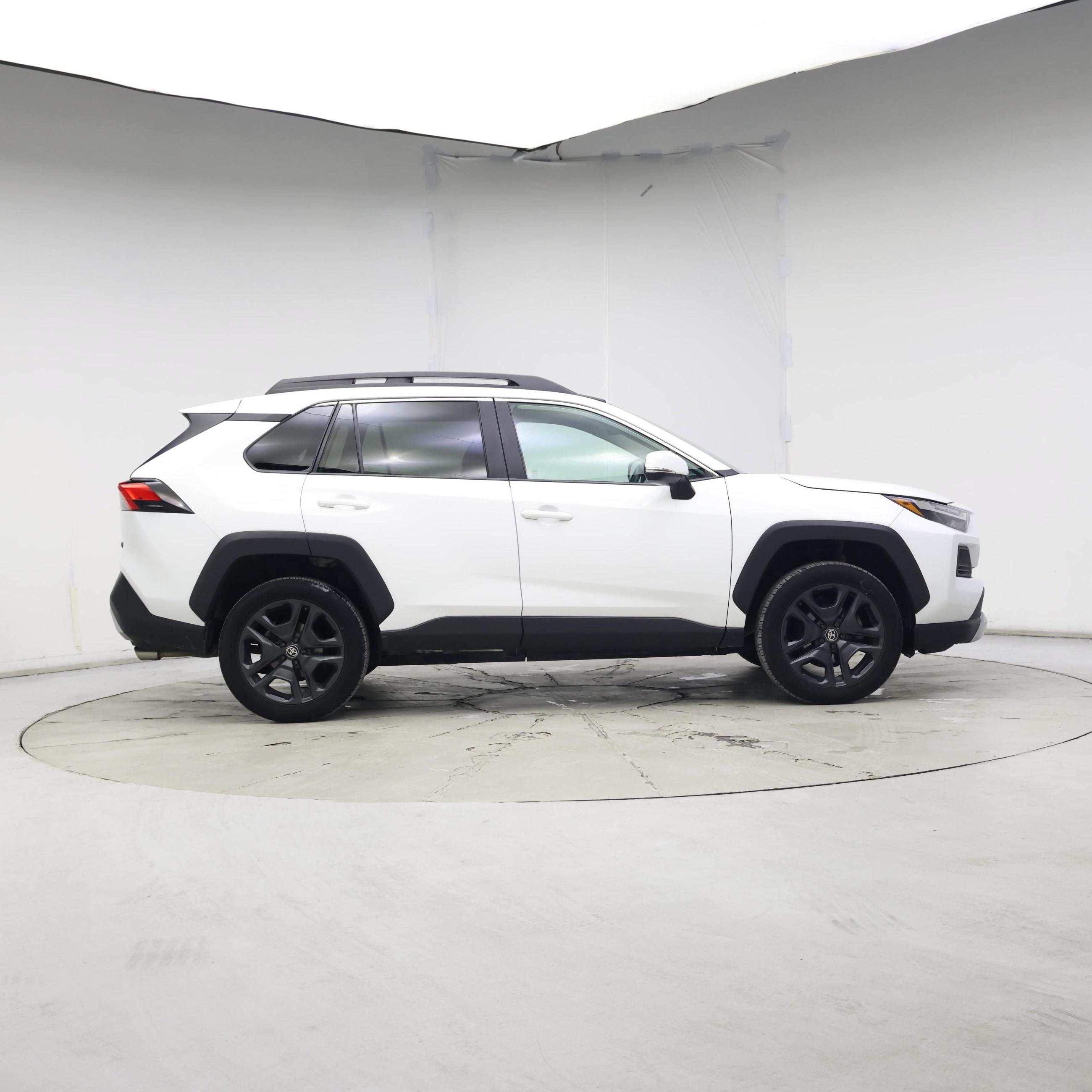 Thumbnail: 2023 Toyota RAV4 - 7