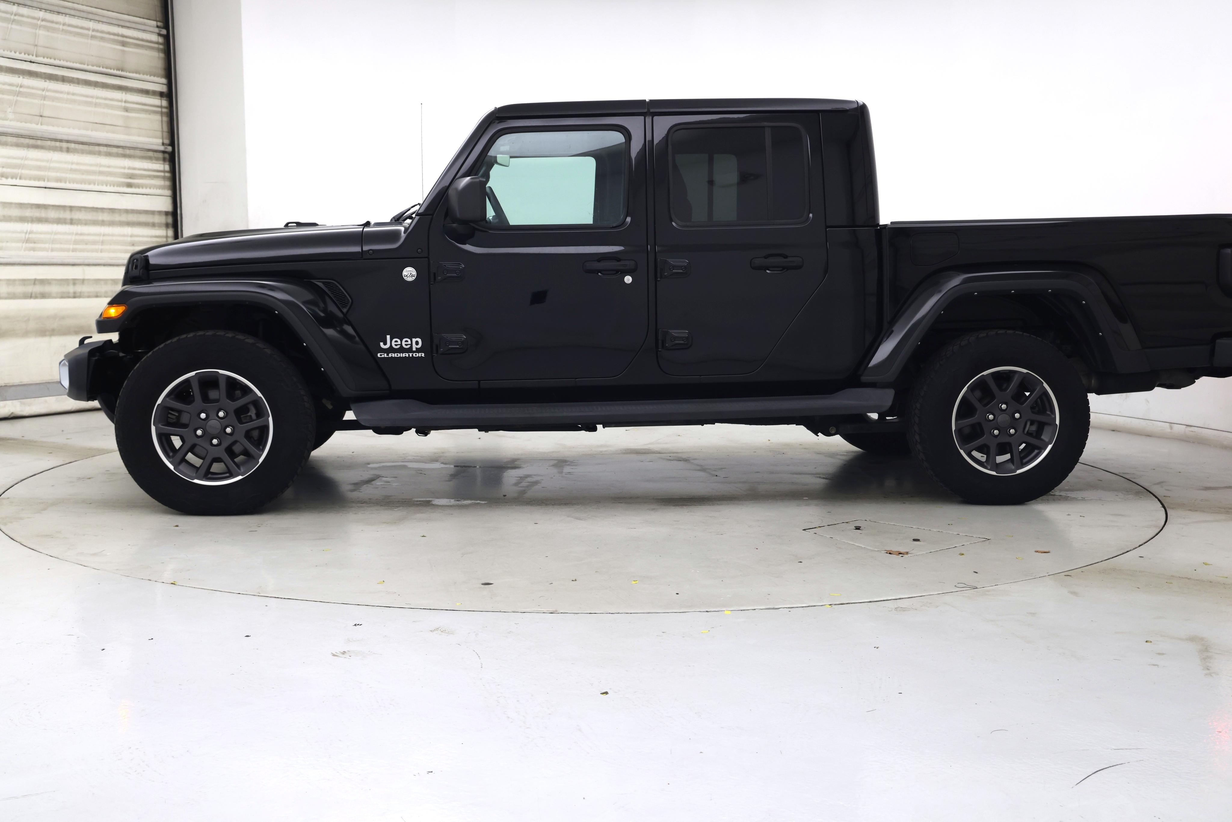 Thumbnail: 2021 Jeep Gladiator - 3