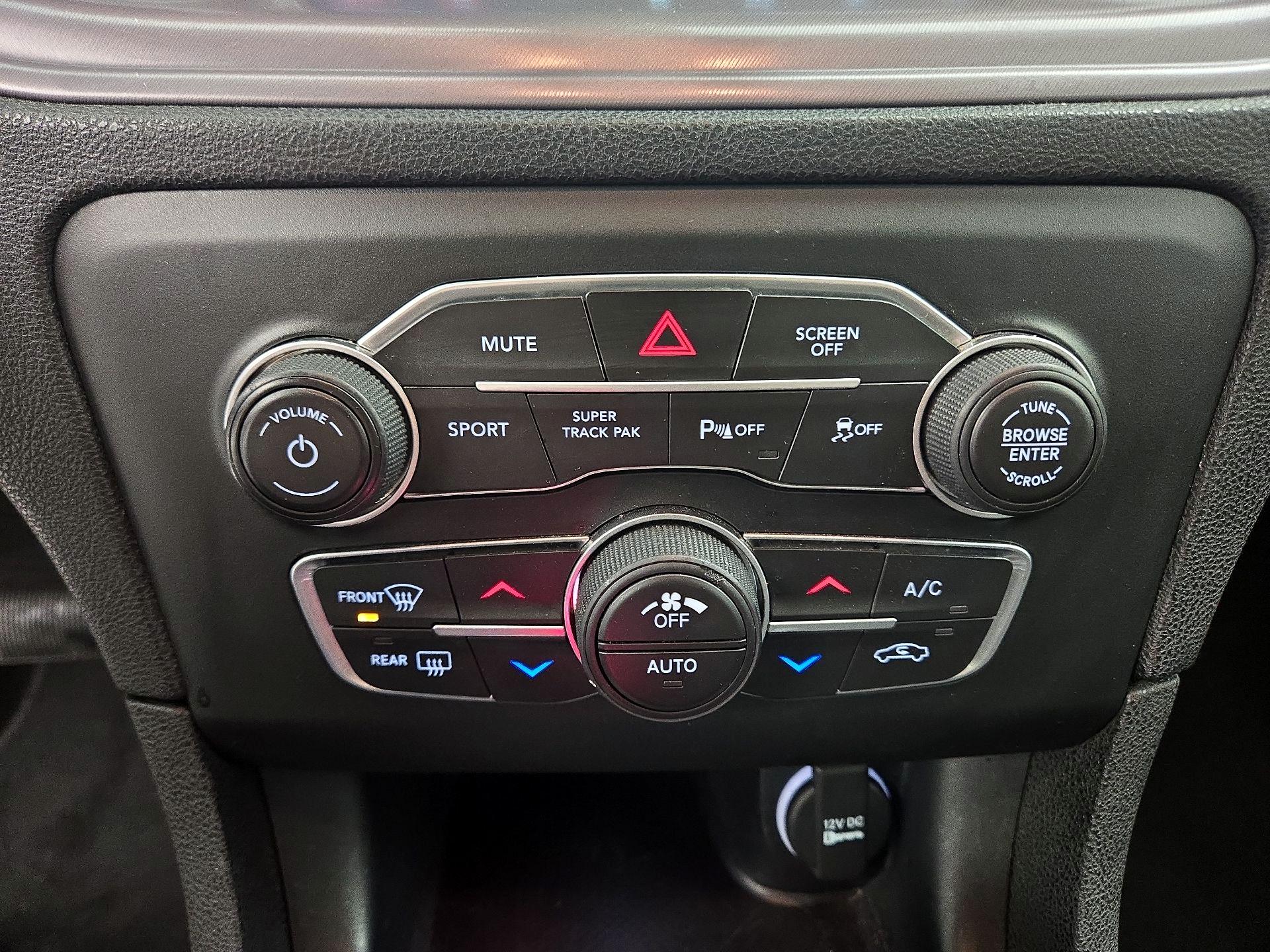 Thumbnail: 2023 Dodge Charger - 16