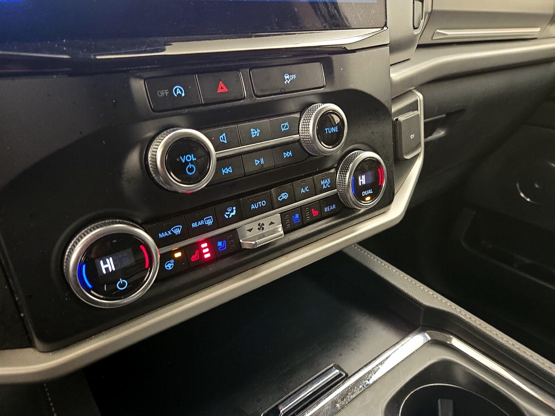 Thumbnail: 2024 Ford Expedition - 17