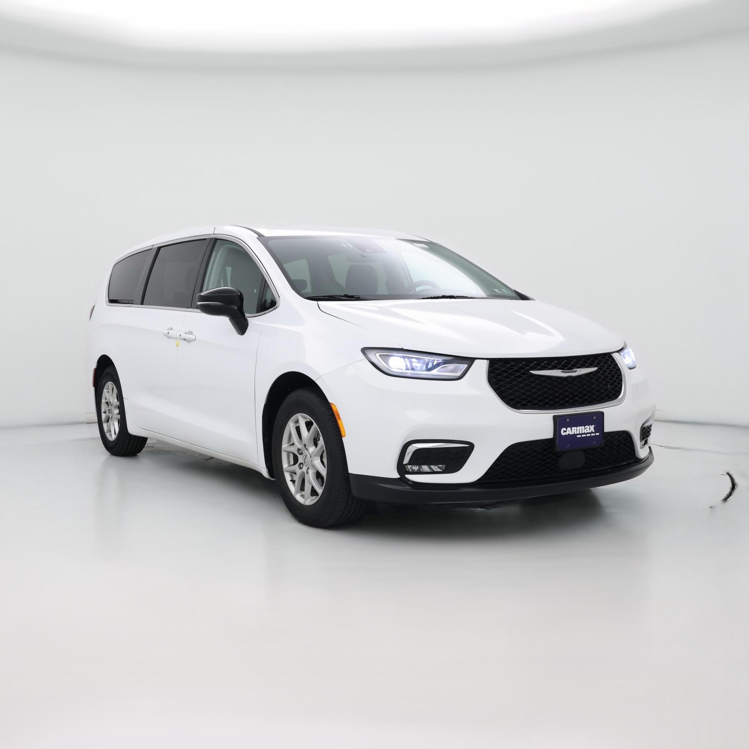 Thumbnail: 2024 Chrysler Pacifica - 1