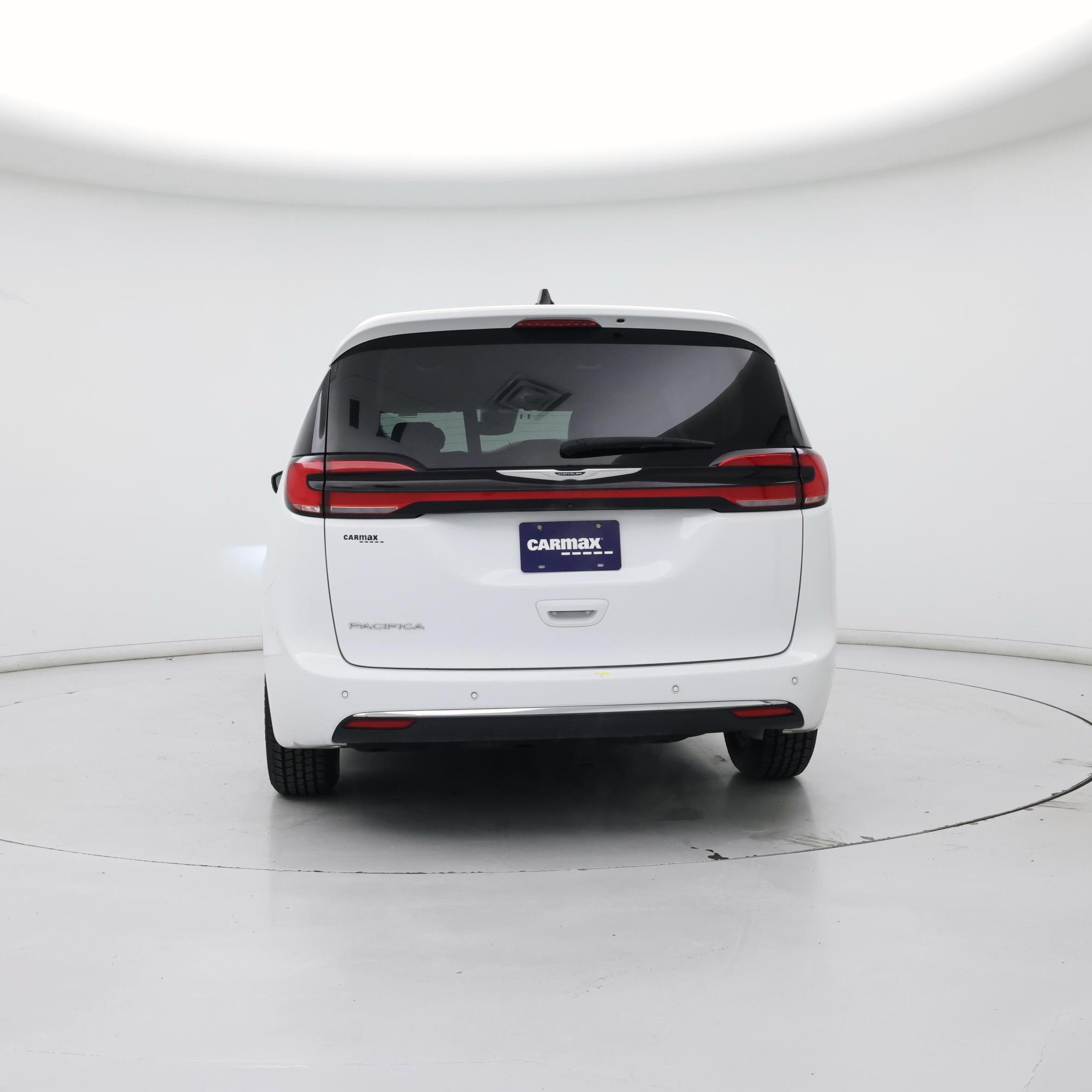 Thumbnail: 2024 Chrysler Pacifica - 6