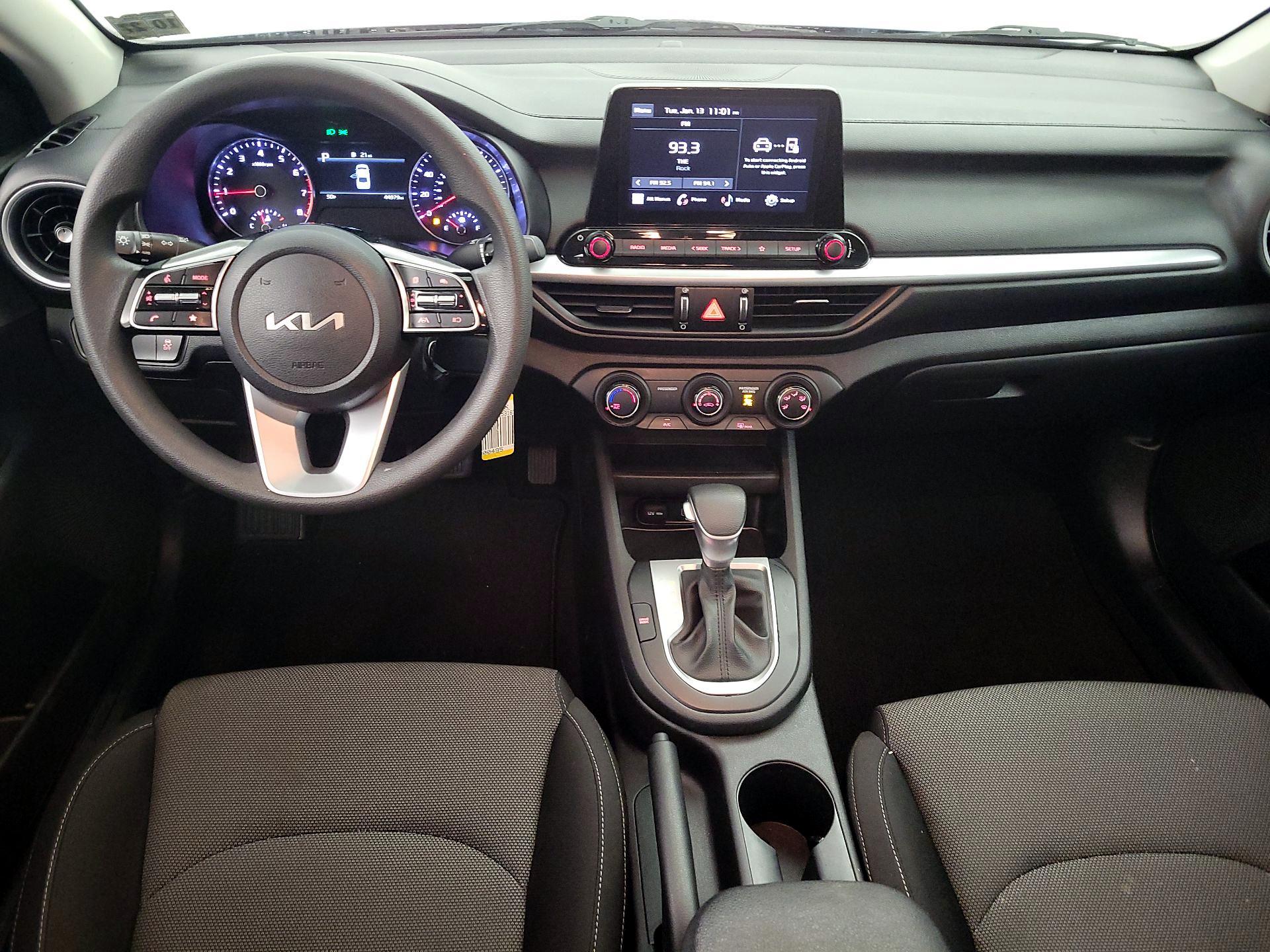 Thumbnail: 2023 Kia Forte - 9