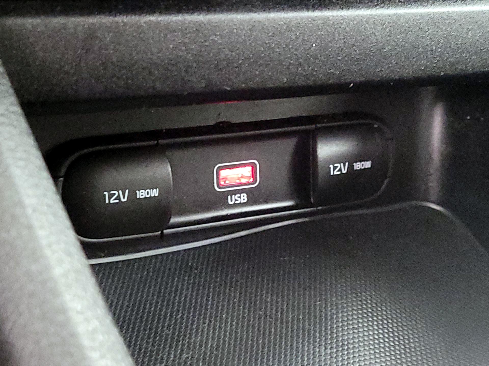 Thumbnail: 2023 Kia Forte - 18