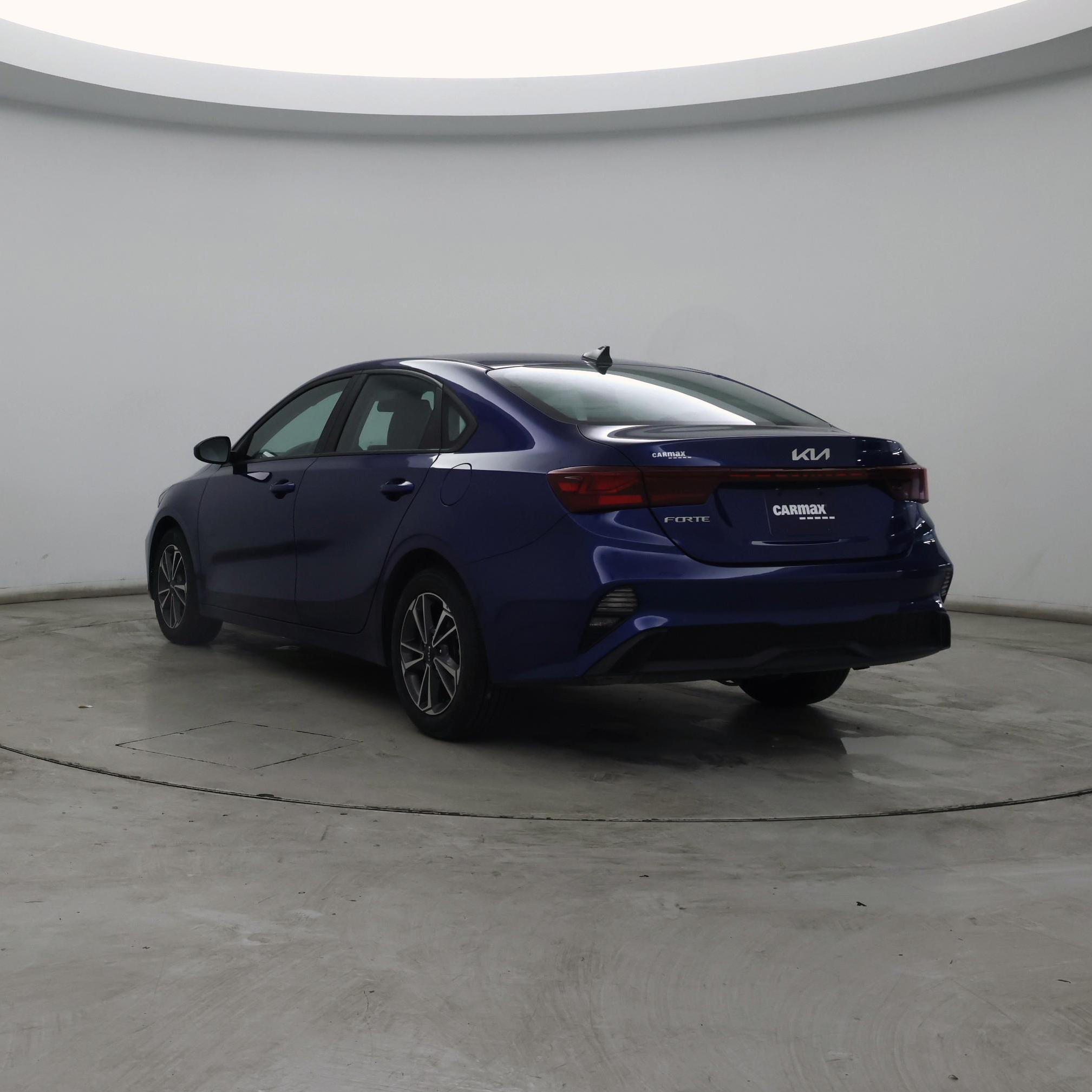 Thumbnail: 2023 Kia Forte - 2