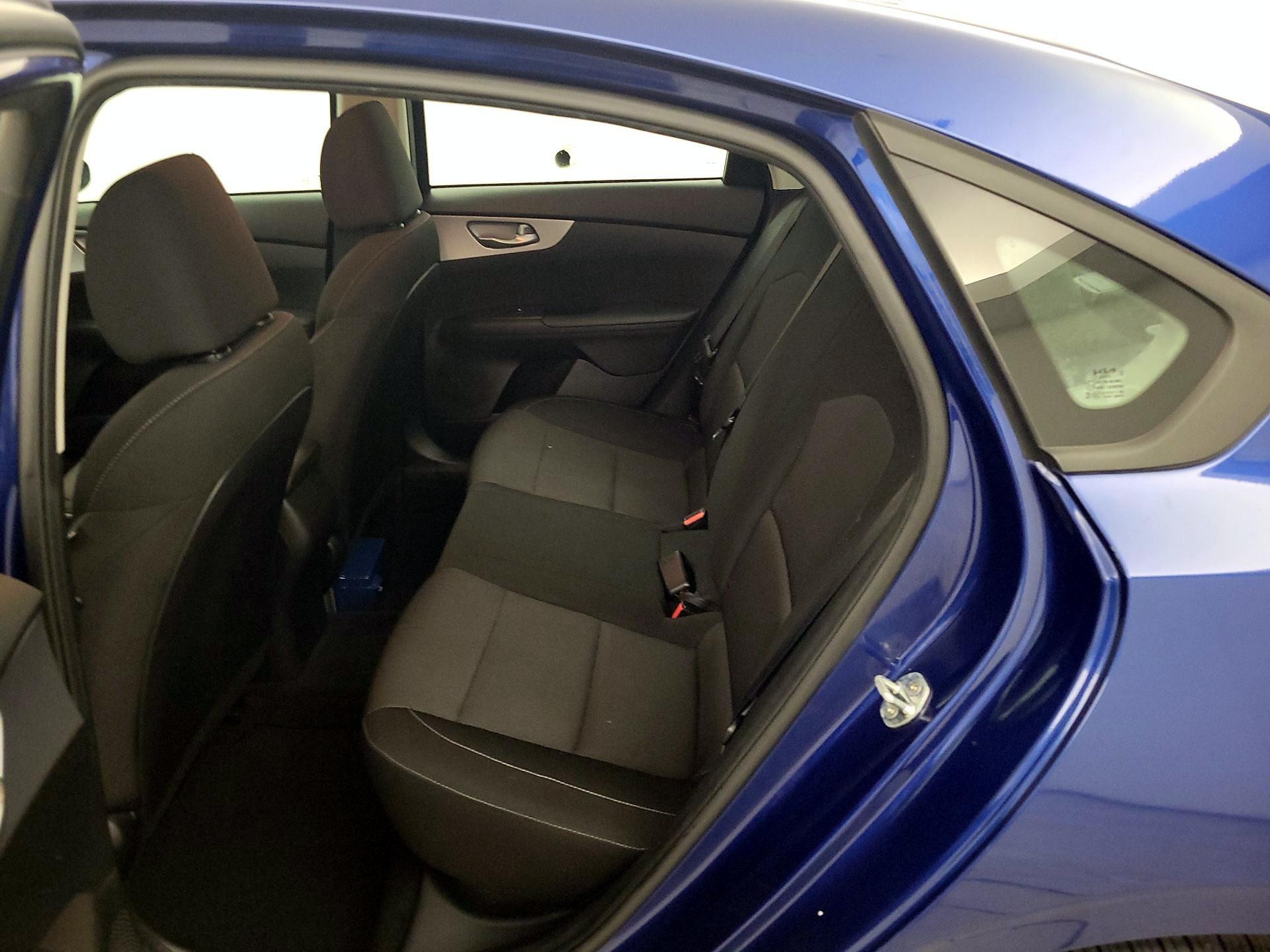 Thumbnail: 2023 Kia Forte - 19