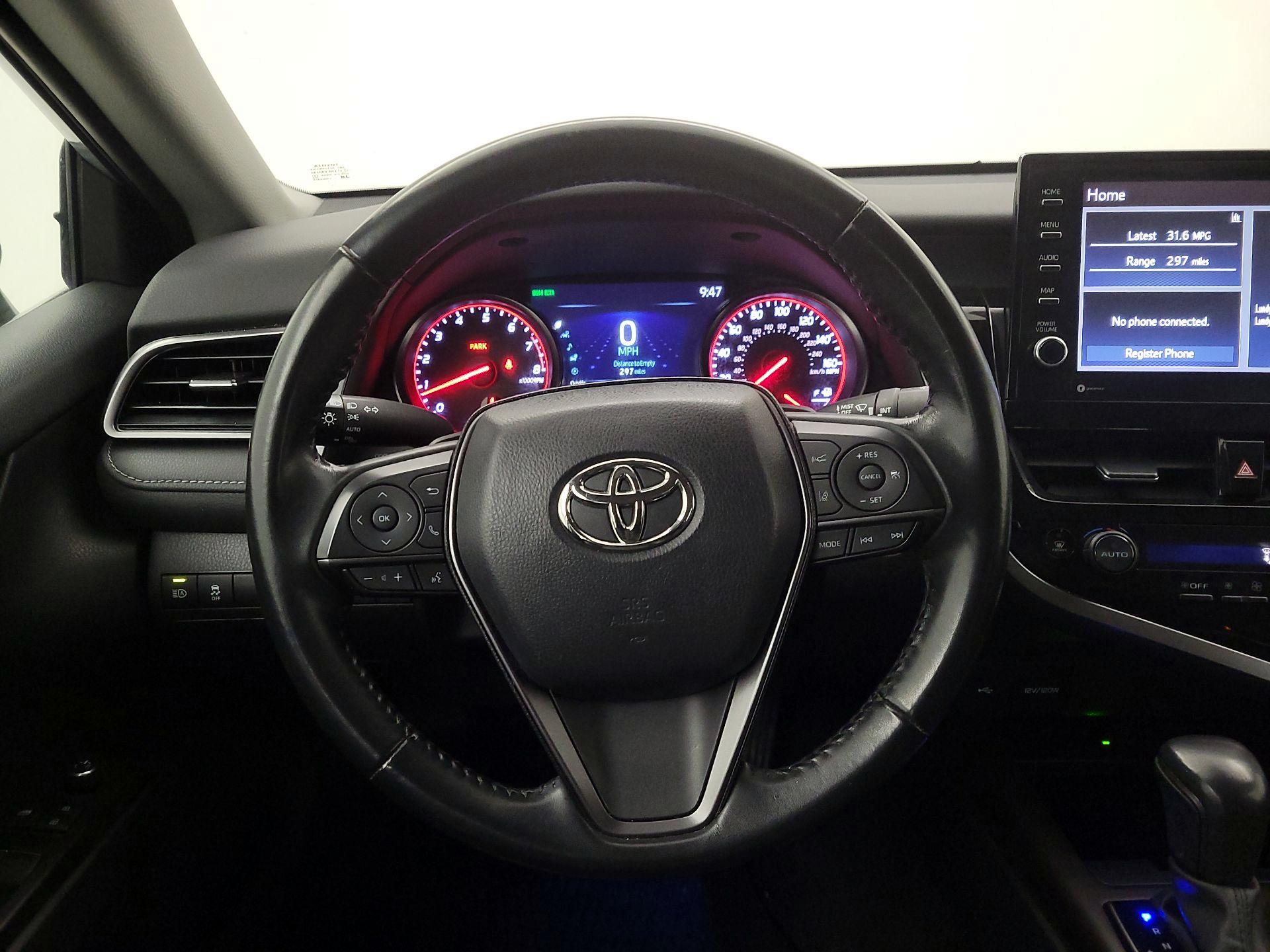 Thumbnail: 2023 Toyota Camry - 10