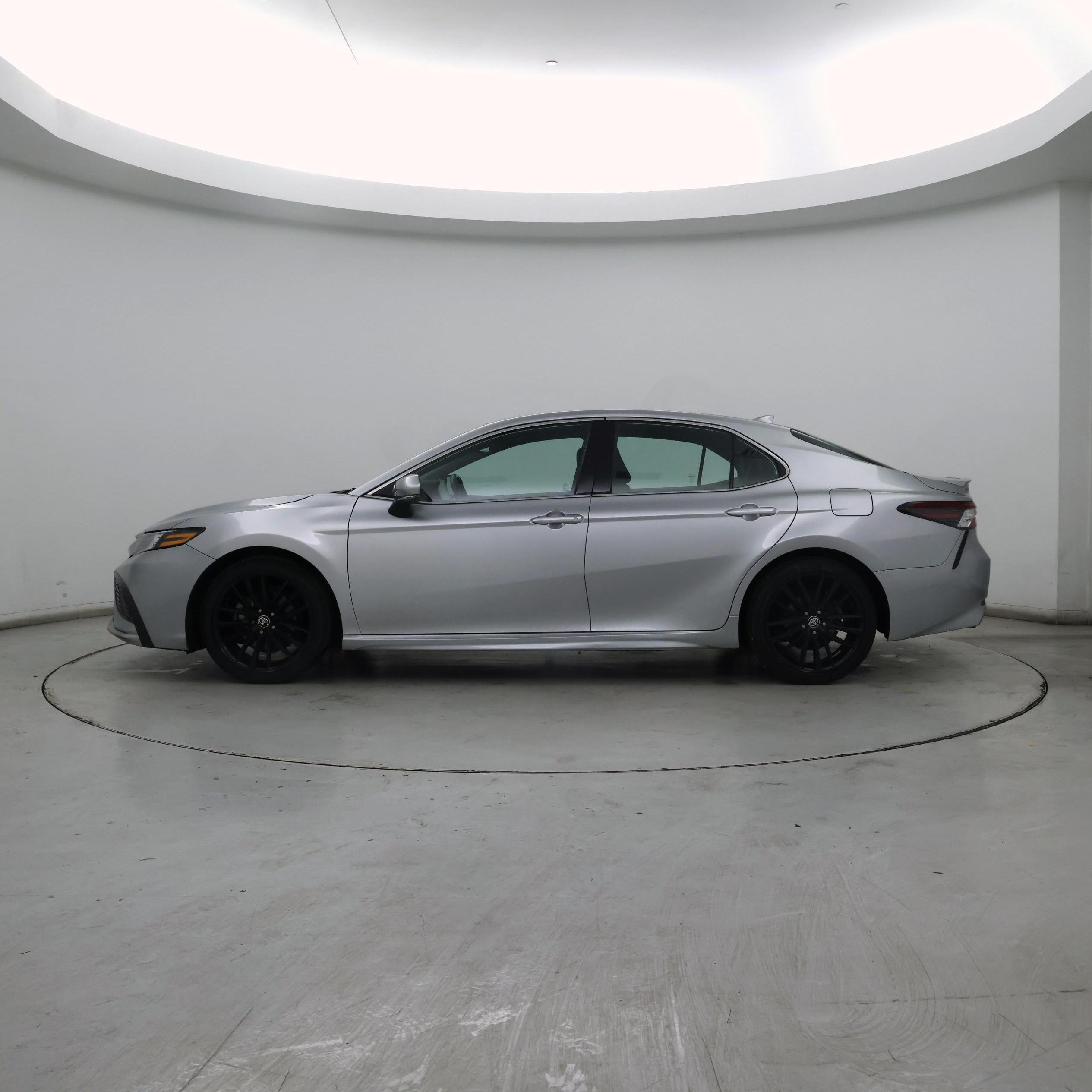 Thumbnail: 2023 Toyota Camry - 3