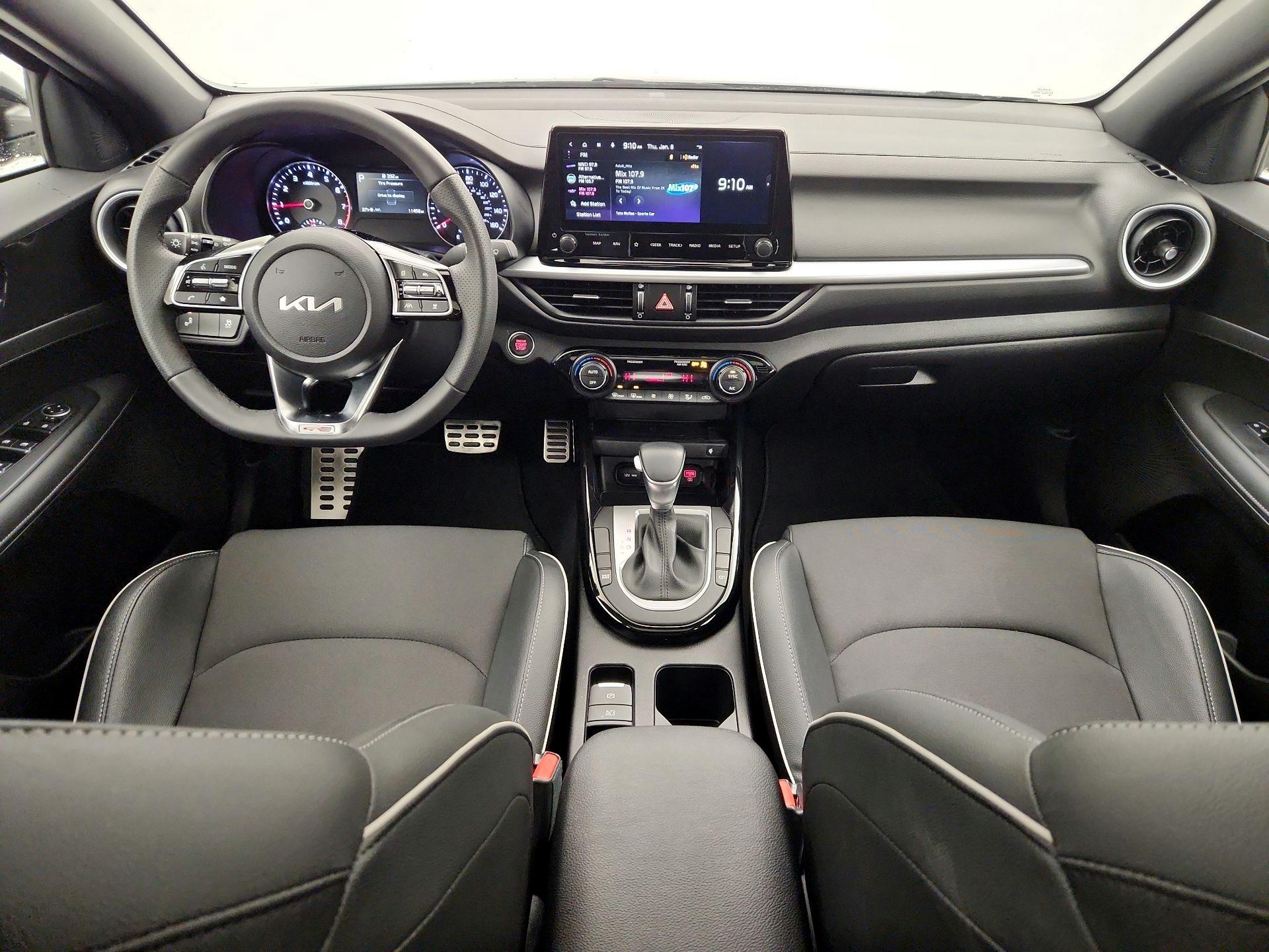 Thumbnail: 2024 Kia Forte - 9