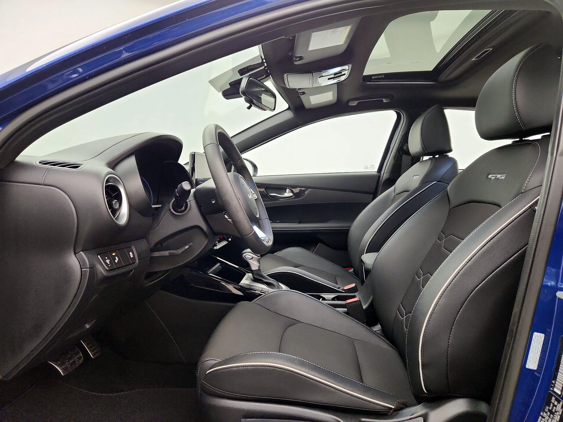 Thumbnail: 2024 Kia Forte - 11