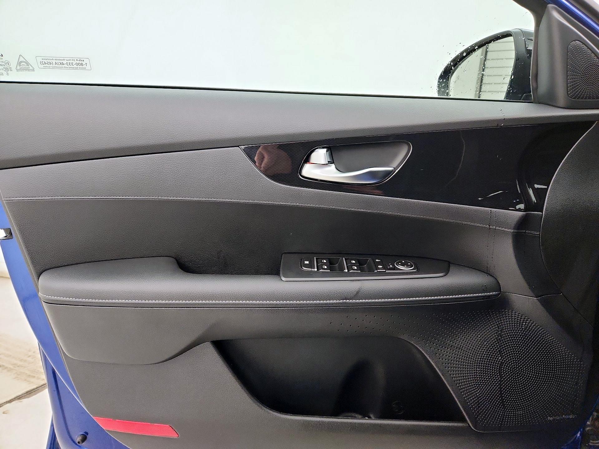 Thumbnail: 2024 Kia Forte - 12