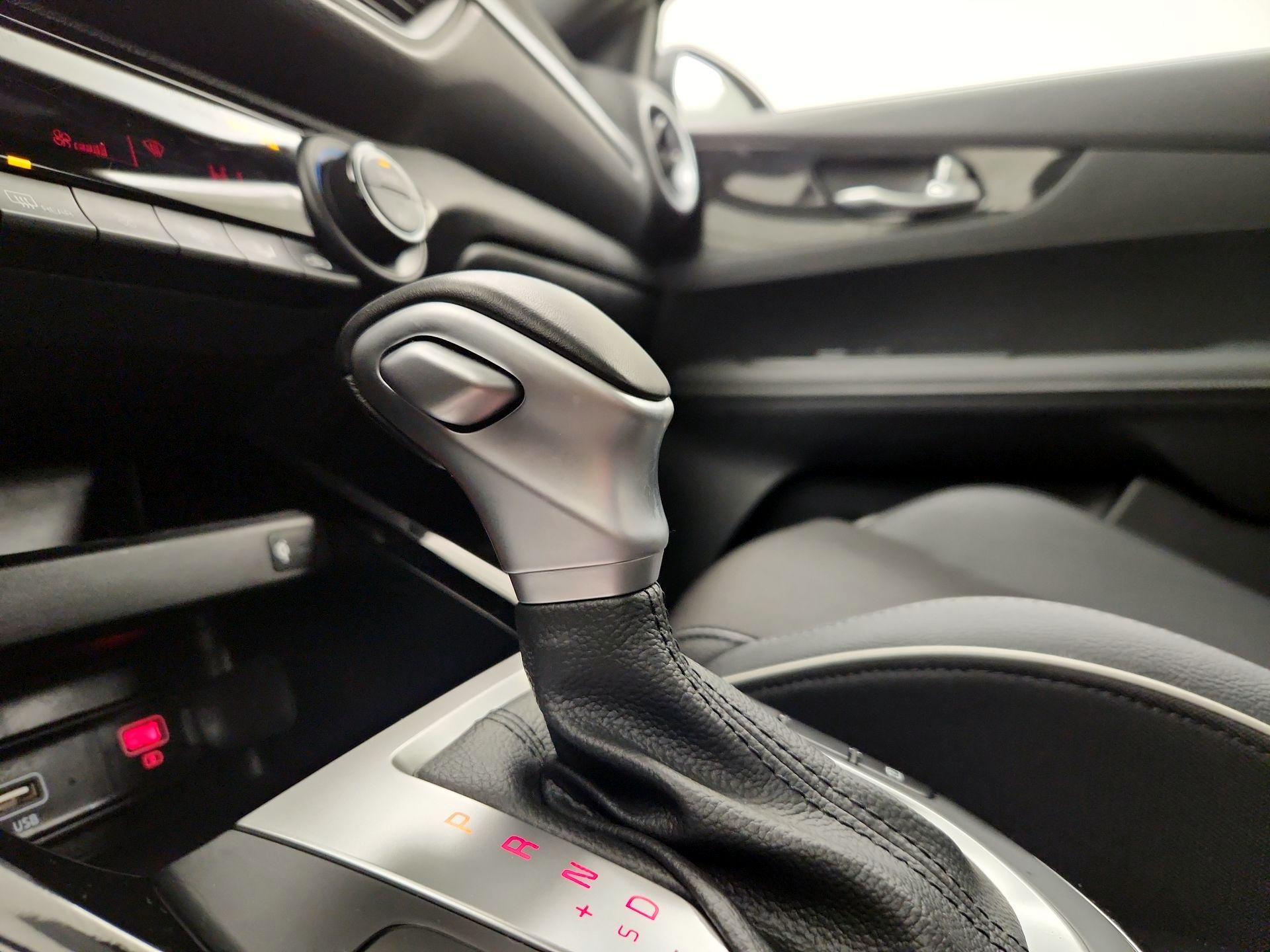 Thumbnail: 2024 Kia Forte - 18