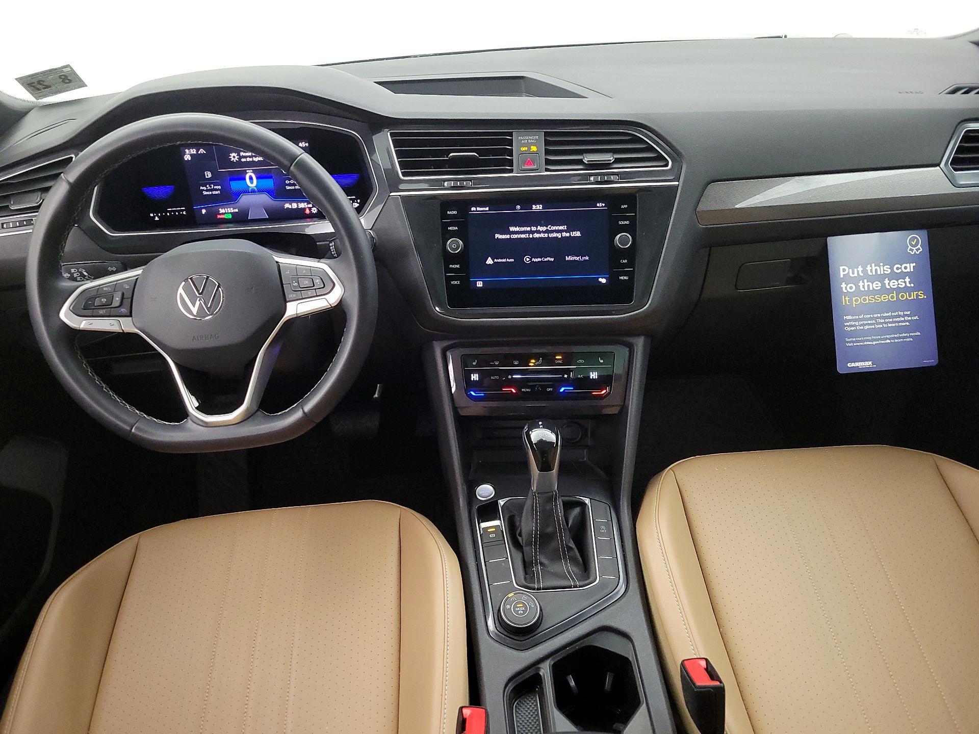 Thumbnail: 2022 Volkswagen Tiguan - 9