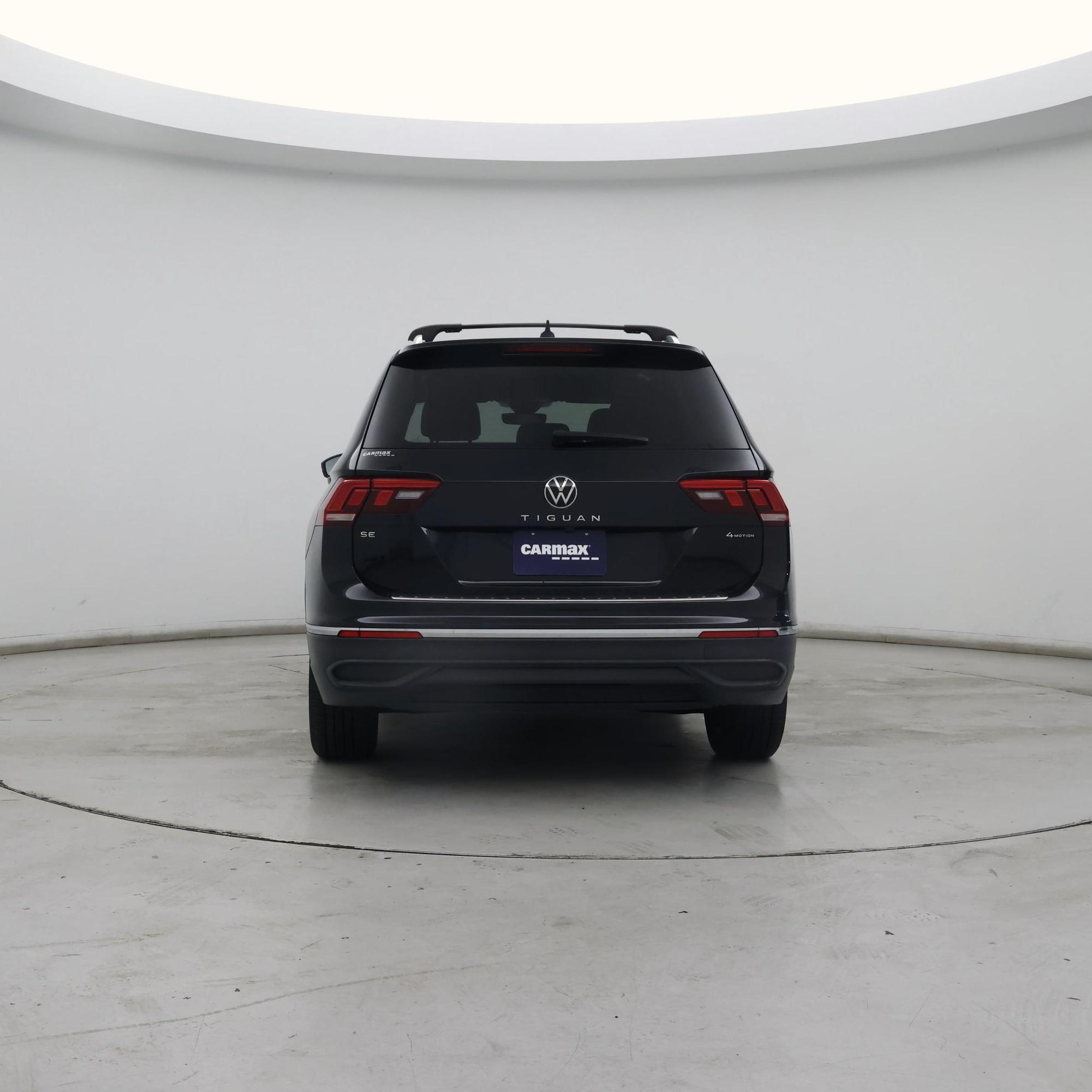 Thumbnail: 2022 Volkswagen Tiguan - 6