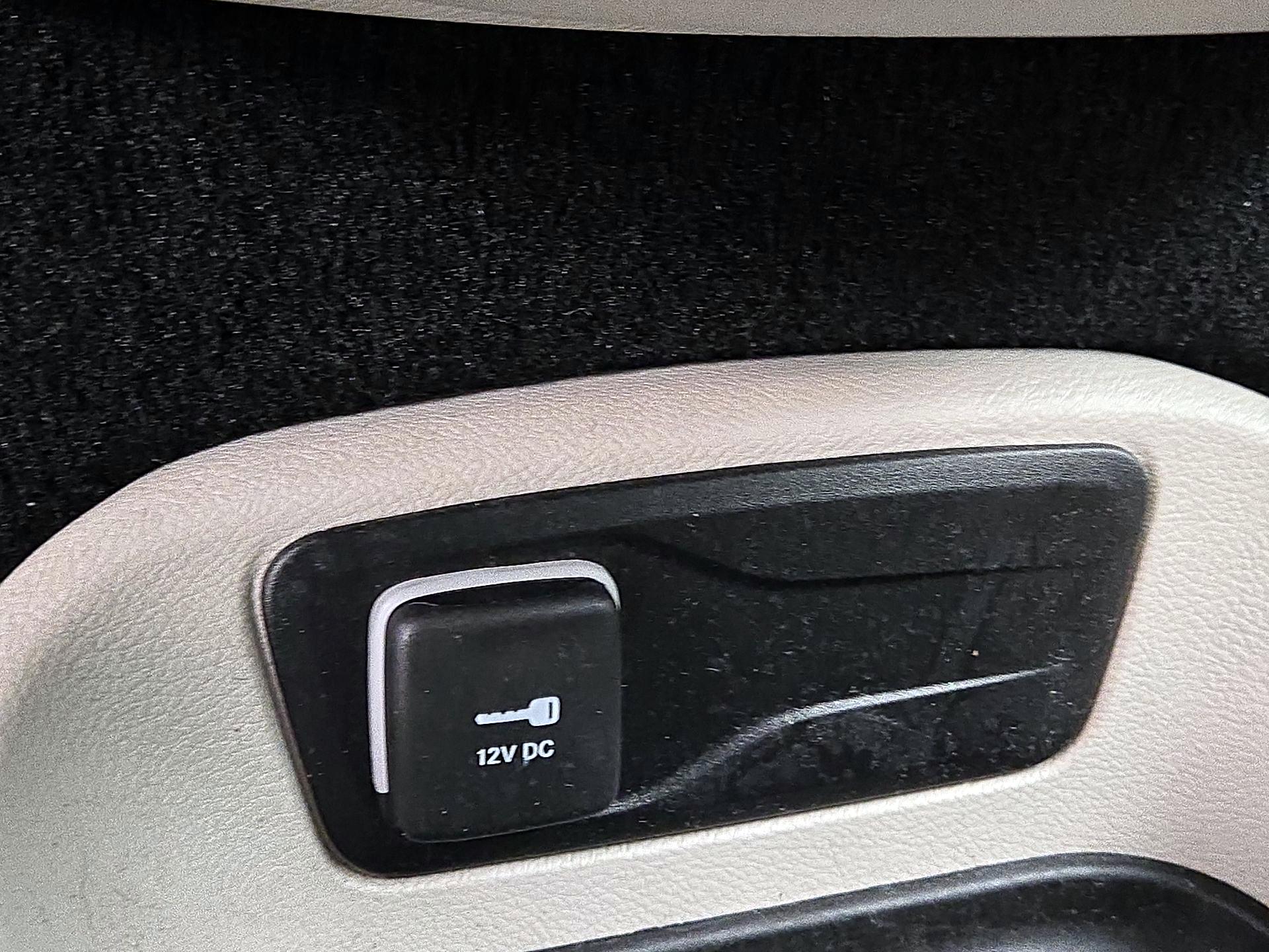 Thumbnail: 2024 Chrysler Pacifica - 17